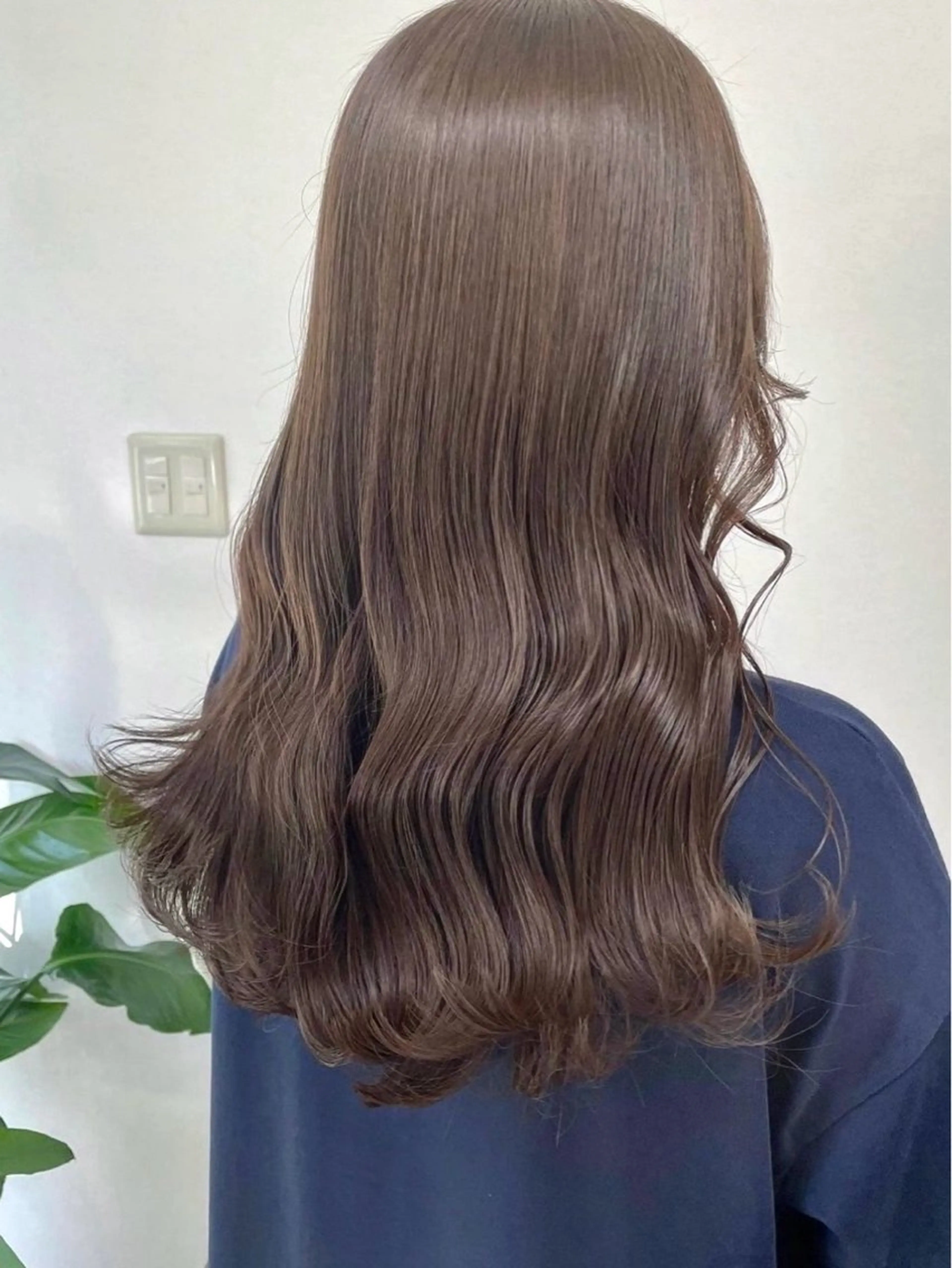 ロング カラー Una並木坂  透明感カラー＆髪質改善＆韓国ヘア所属・松本 凜那のヘアスタイル