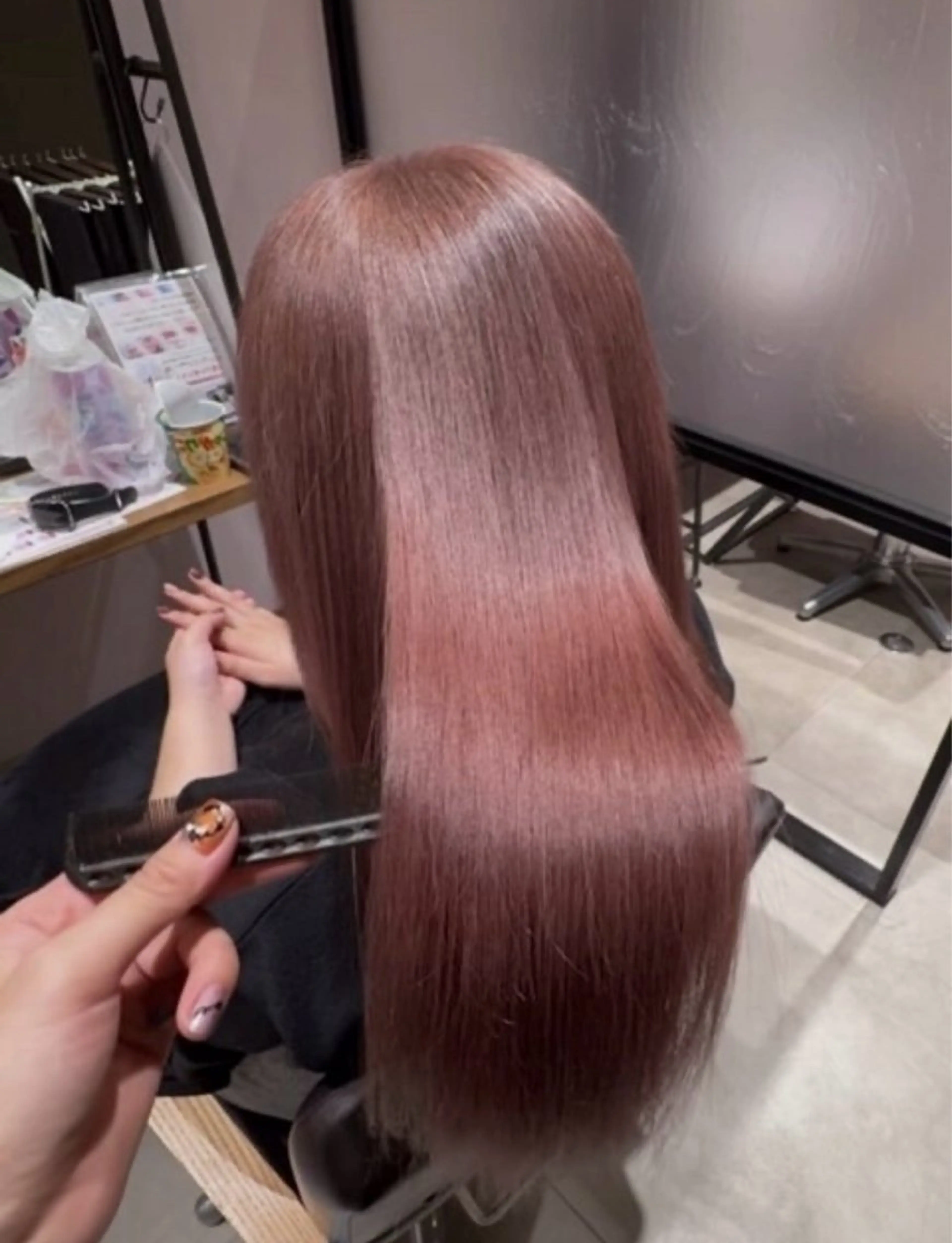 カラー ヘアカラー 梶 瑞希のヘアスタイル