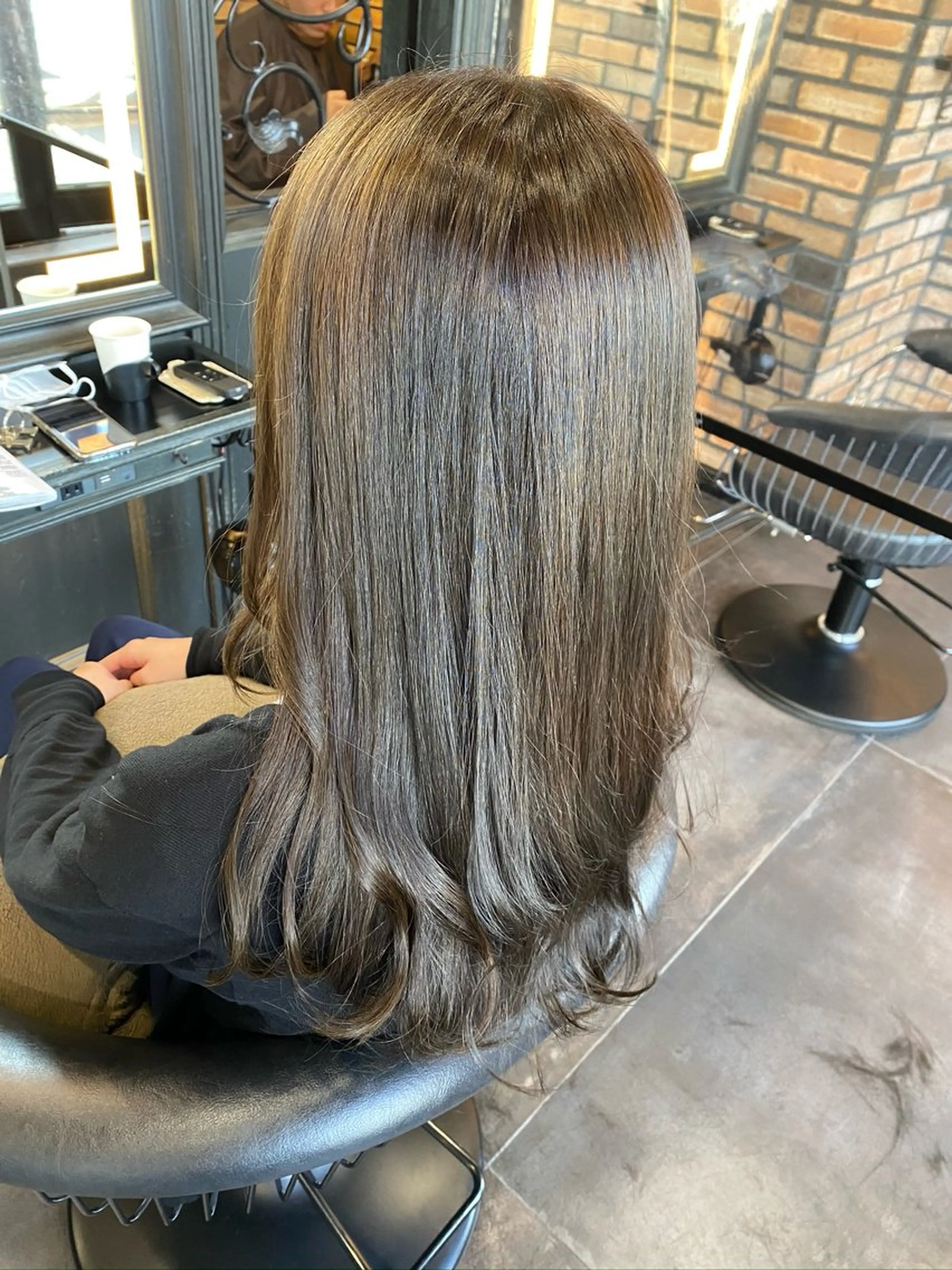 セミロング カラー LUCIE 吉祥寺所属・✨顔周り✂️レイヤー /艶カラー得意🌈将のヘアスタイル