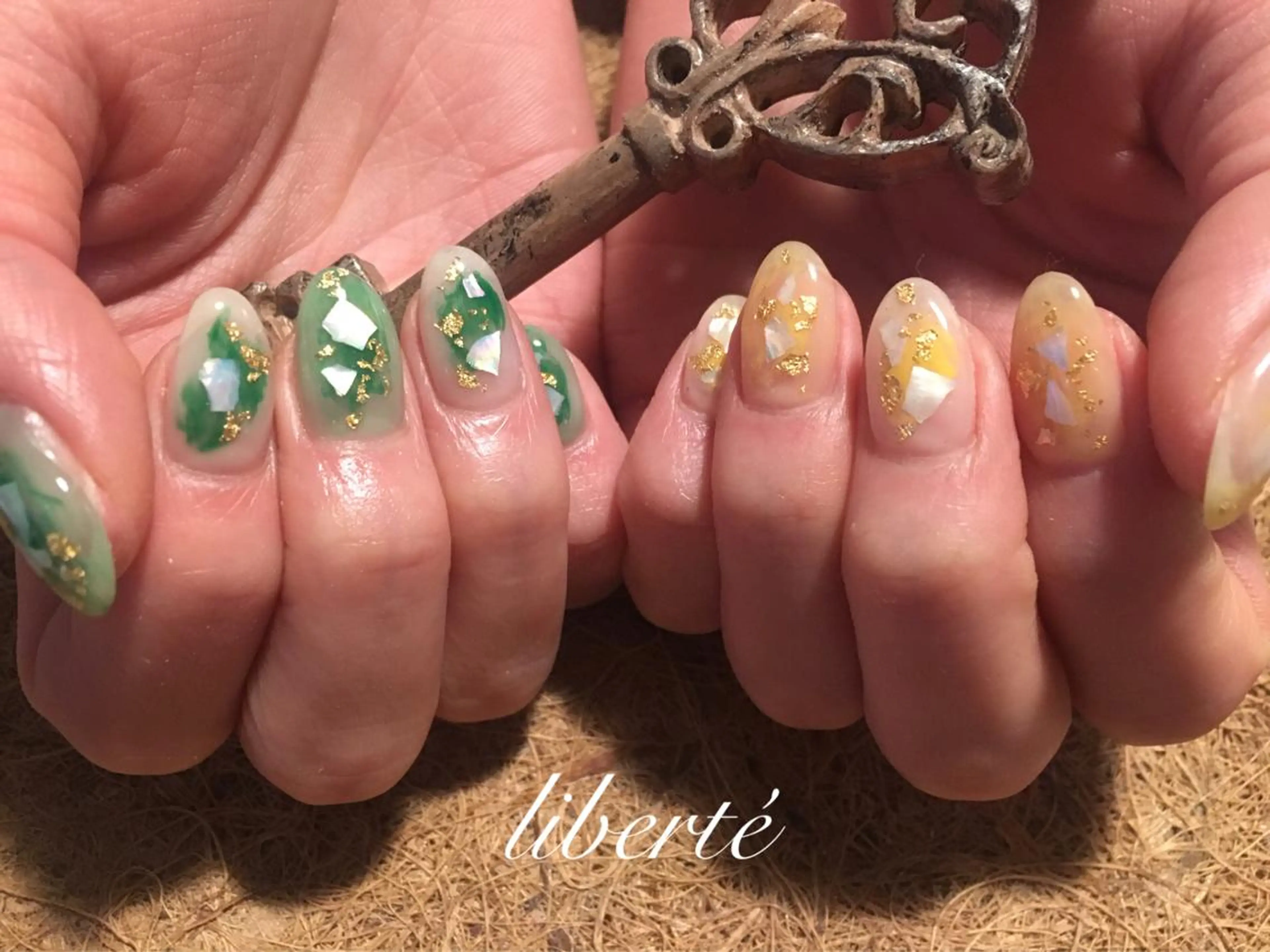 ネイル liberté (リベルテ)のネイルデザイン