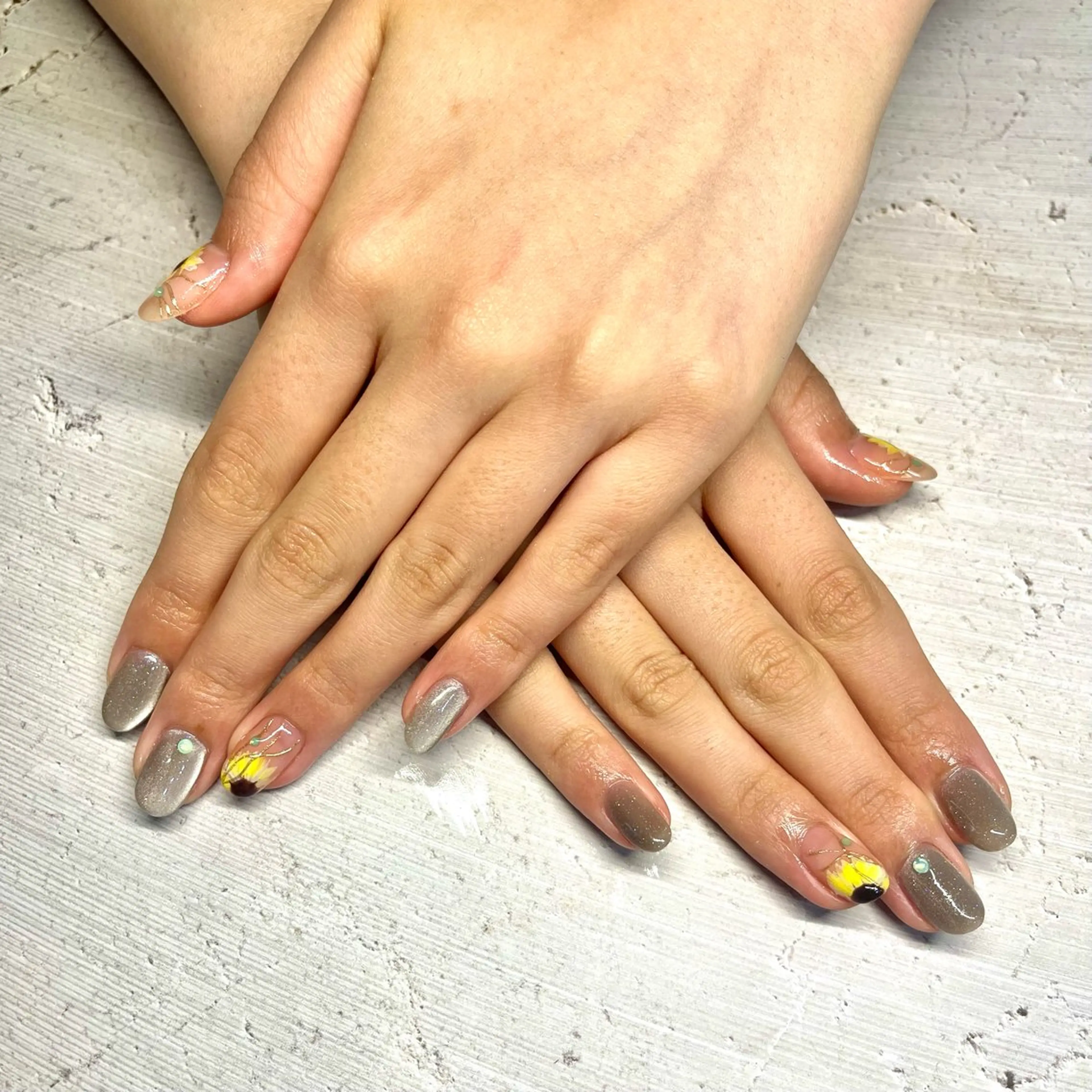 ネイル 石松 姫花のネイルデザイン