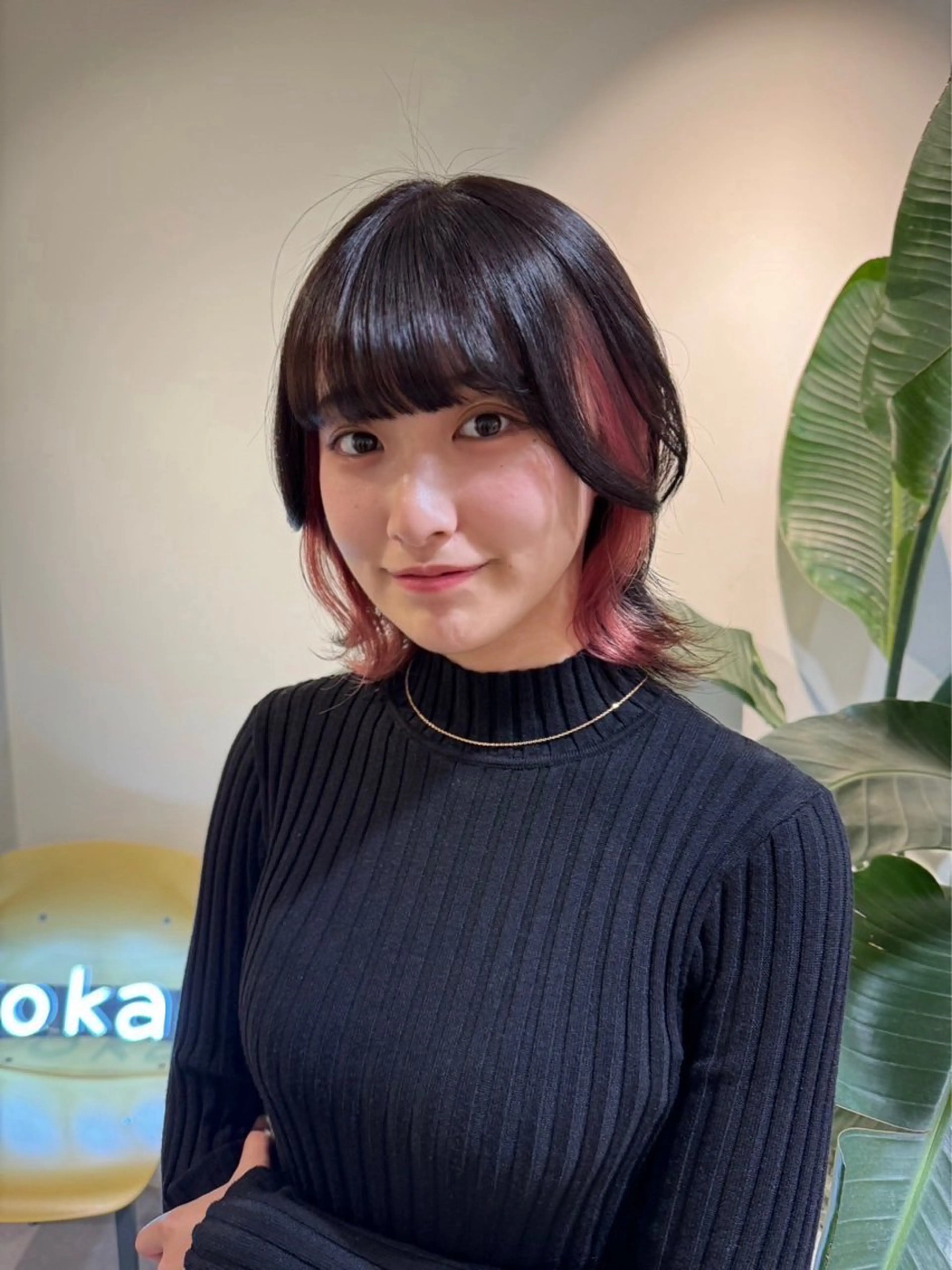 ミディアム カラー イヤリングカラー ayaka♡ 柔らかカラーのヘアスタイル