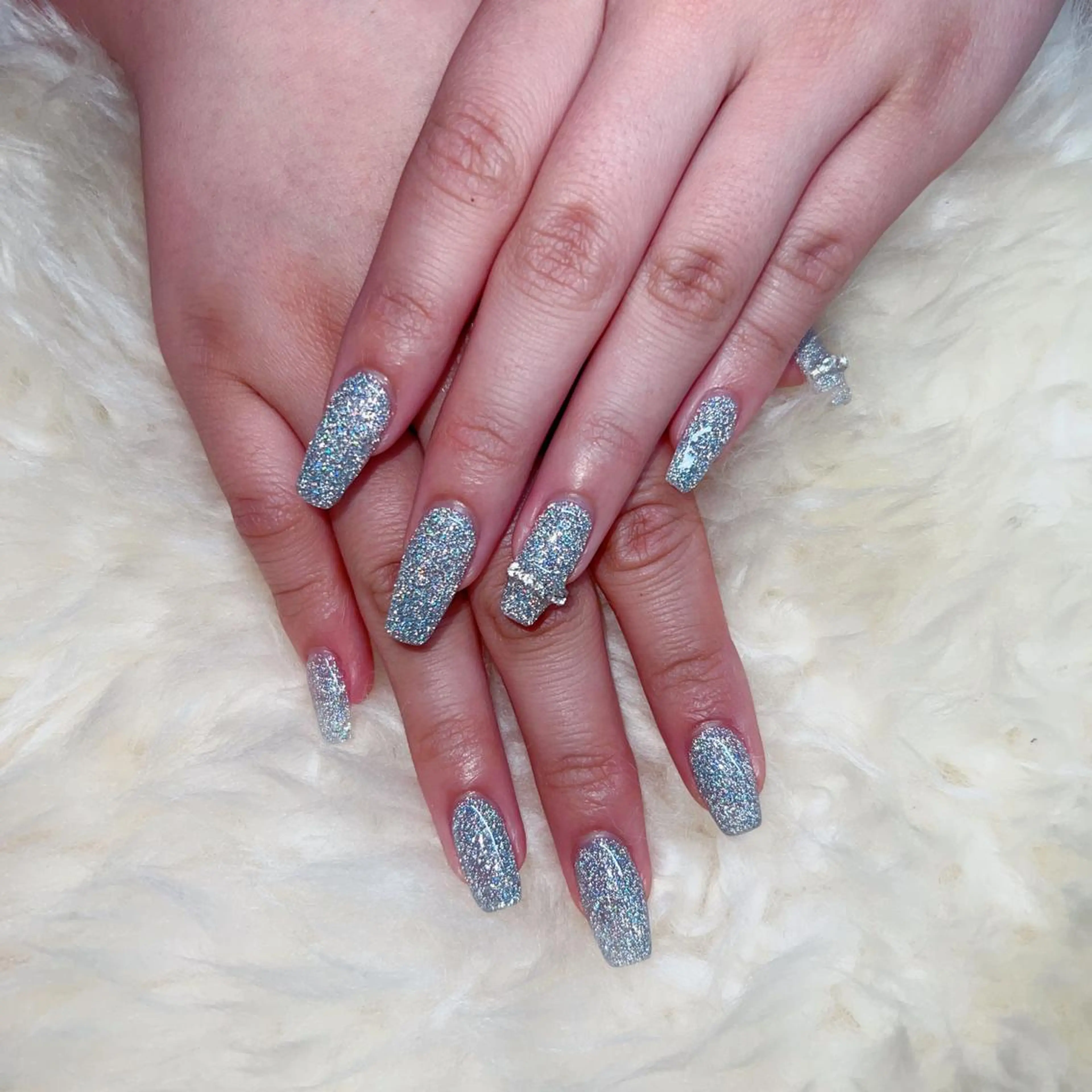 ロング ハンドネイル ハンドケア 💜MIYA nail川崎店のネイルデザイン