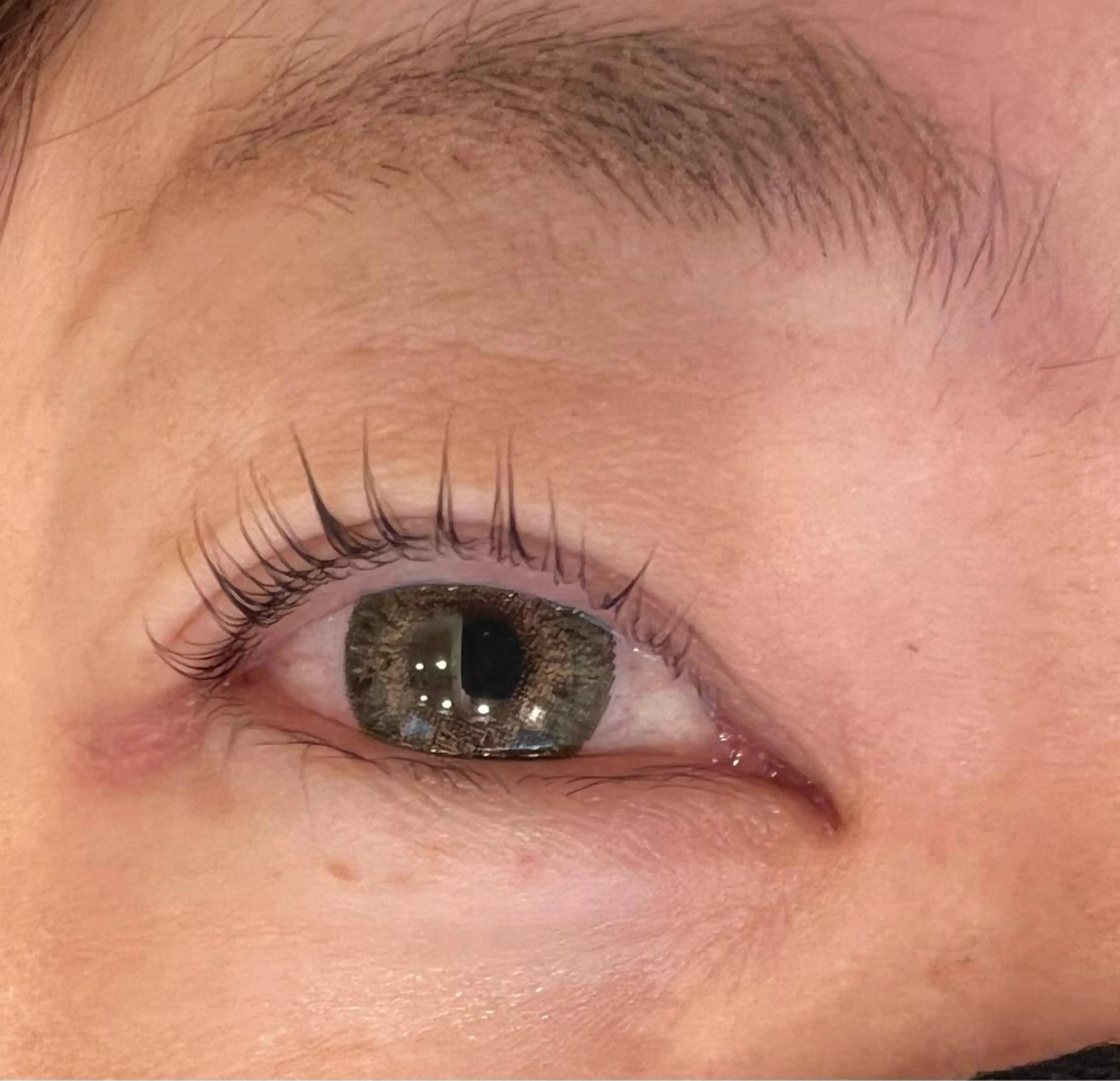 マツエク・マツパ UMBER ROYC 💎 moeのヘアスタイル