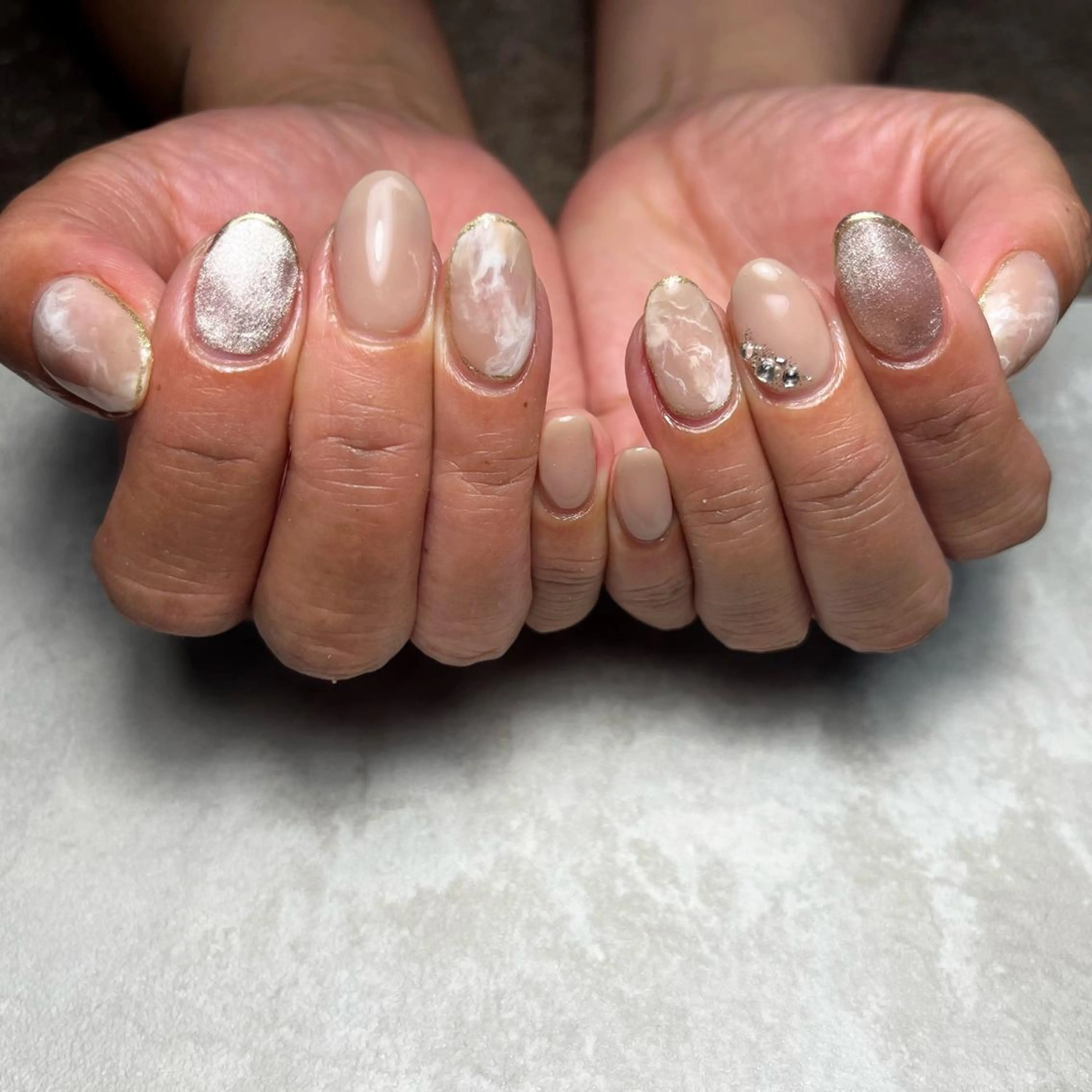 ネイル Laki nailのネイルデザイン