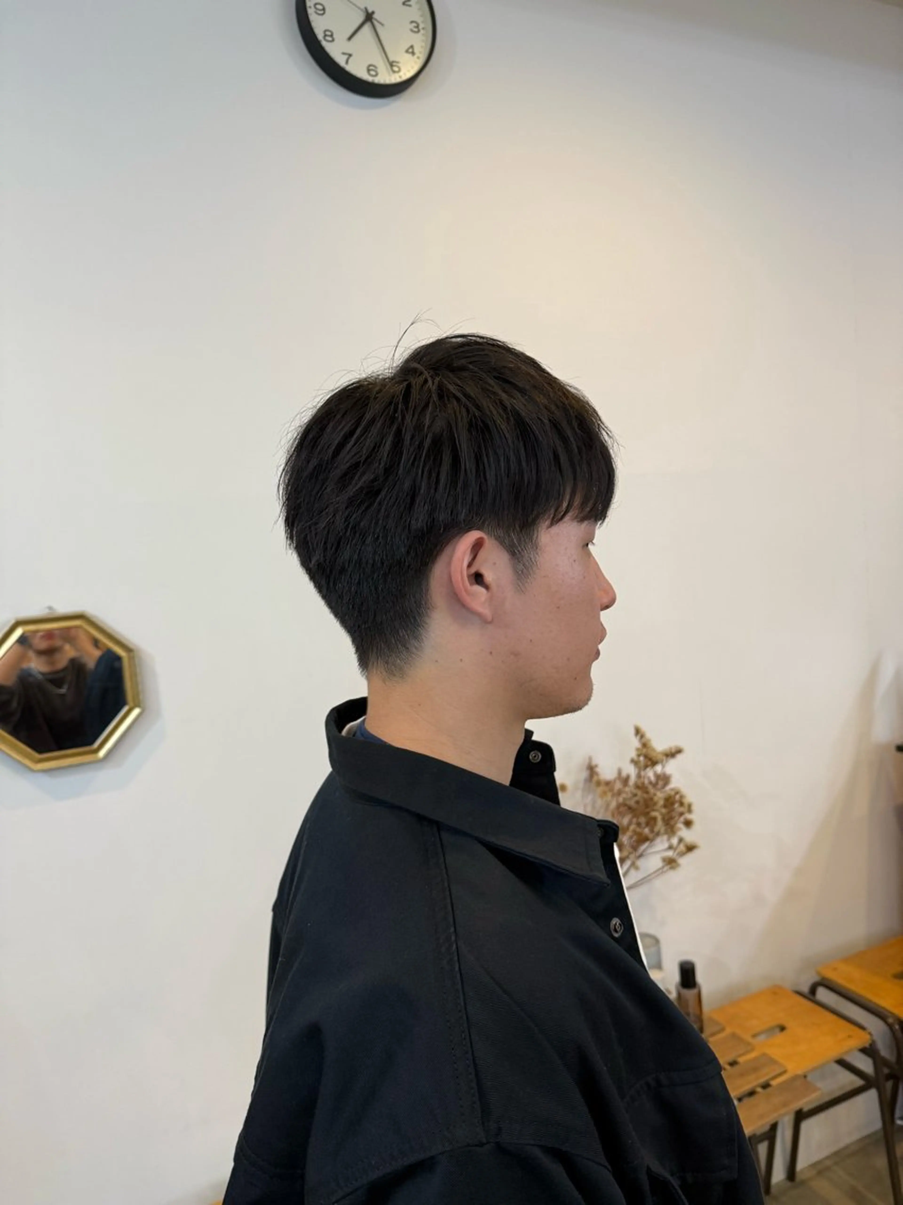 ショート メンズ 出島 凜平のヘアスタイル