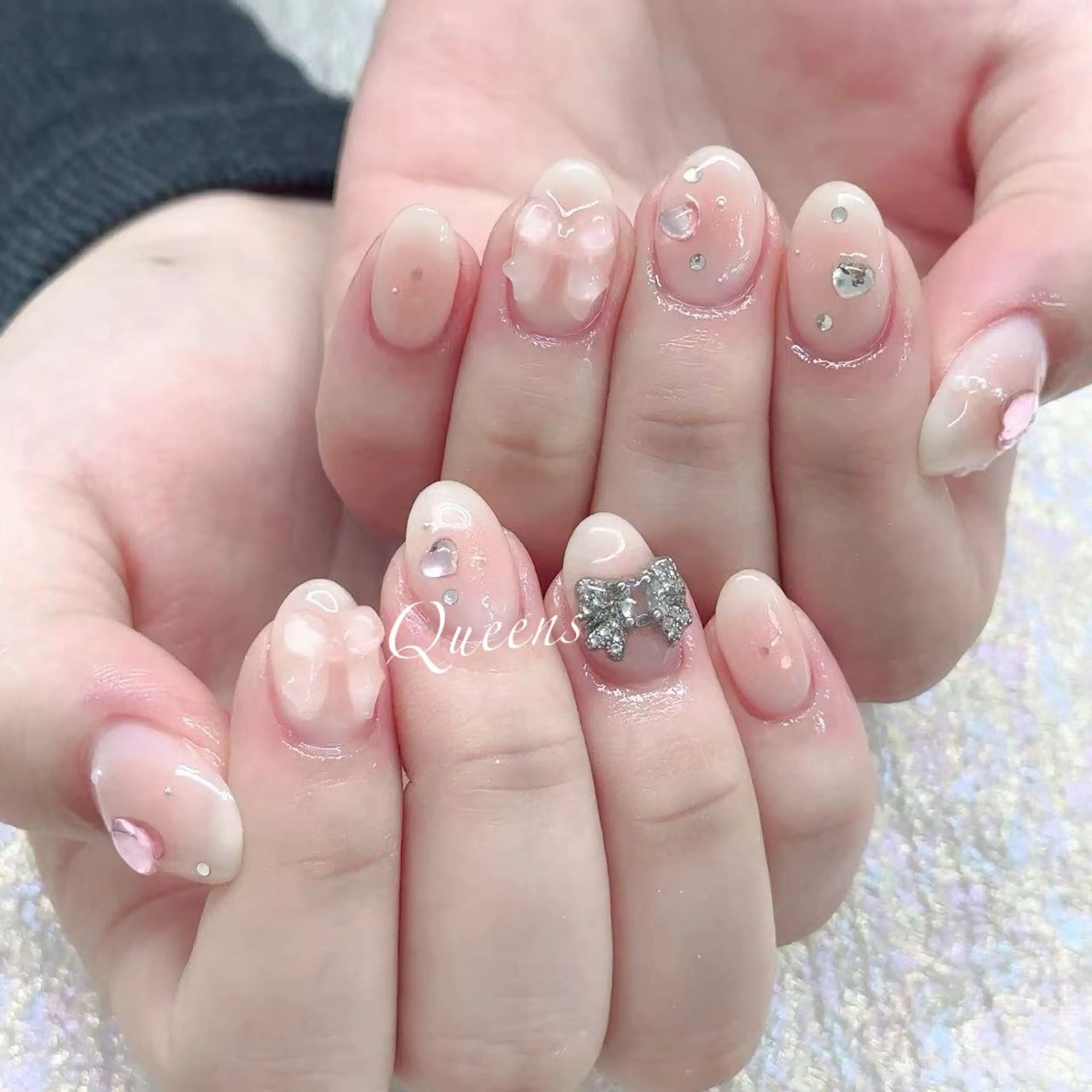 ネイル ハンドネイル Queens 榊 まおのネイルデザイン