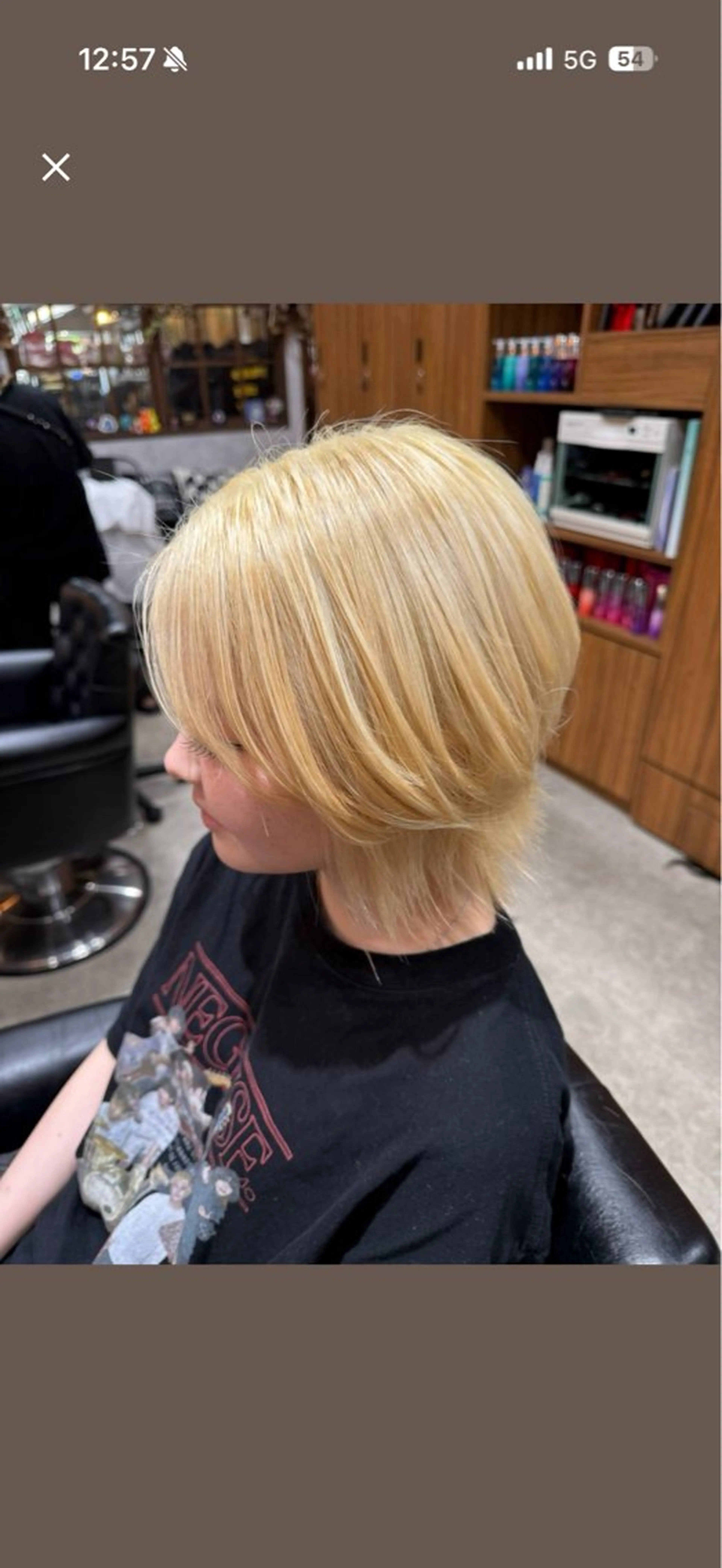 ミディアム カラー 抜きっぱなしブロンド ブロンド ヘアカラー Hinako🦋 ブリーチカラーのヘアスタイル