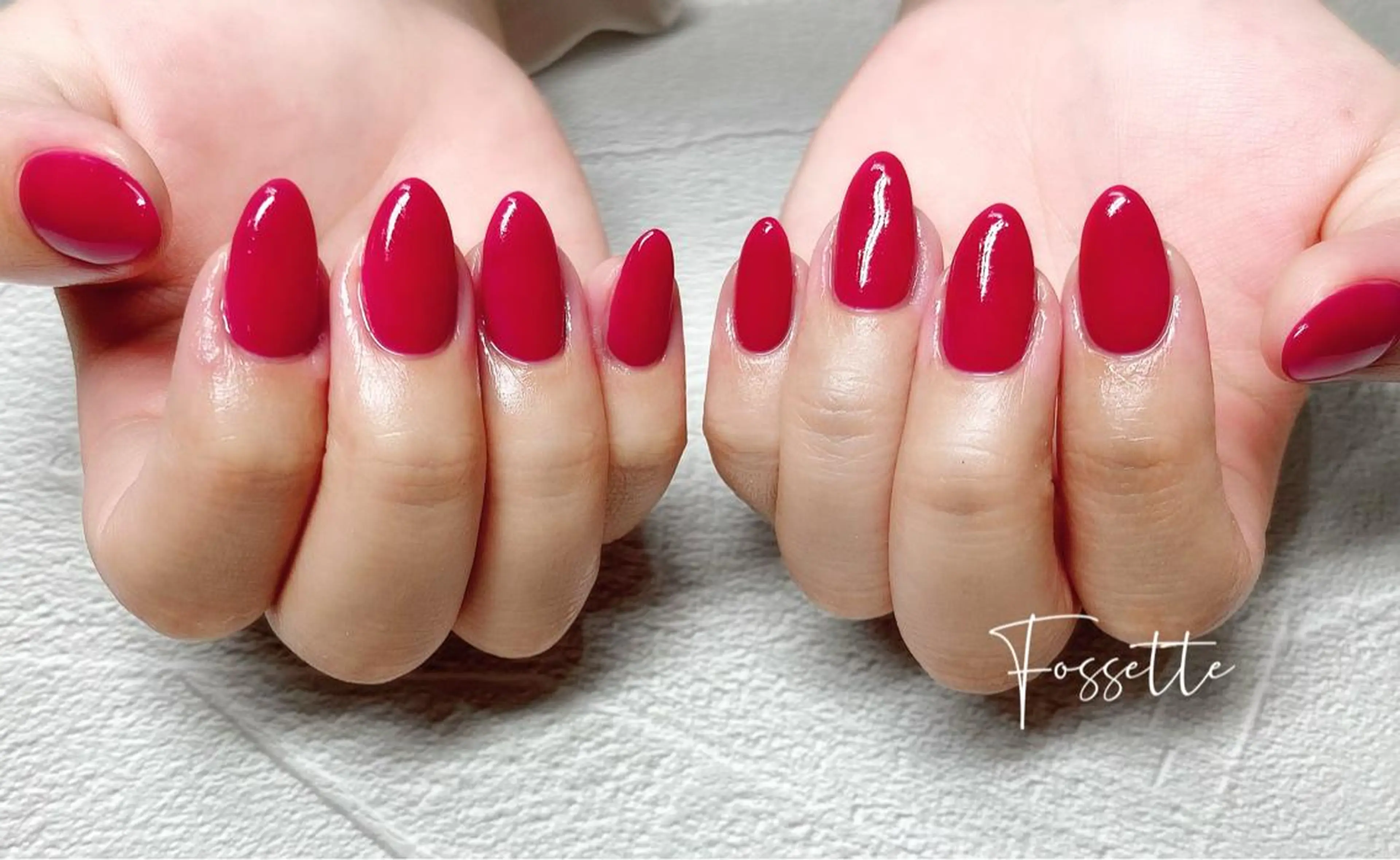 ネイル ワンカラーネイル 赤色 シンプルネイル nailsalon Fossetteのネイルデザイン