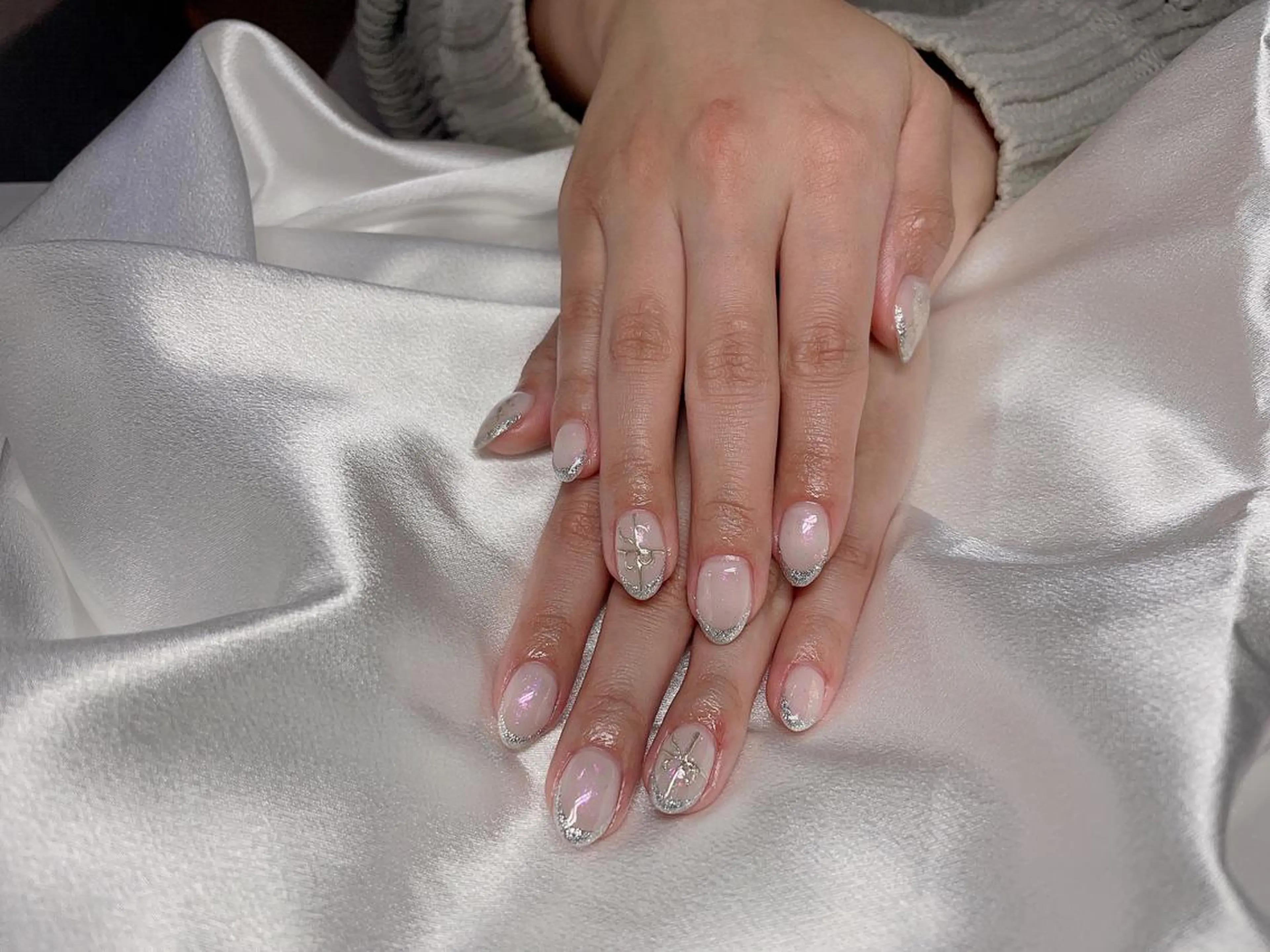 ネイル アイブロウ 眉カラー 眉毛ワックス脱毛 クリアネイル 長さ出し フットネイル 大塚眉毛|ハンドケア |肌管理の眉毛・アイブロウイメージ