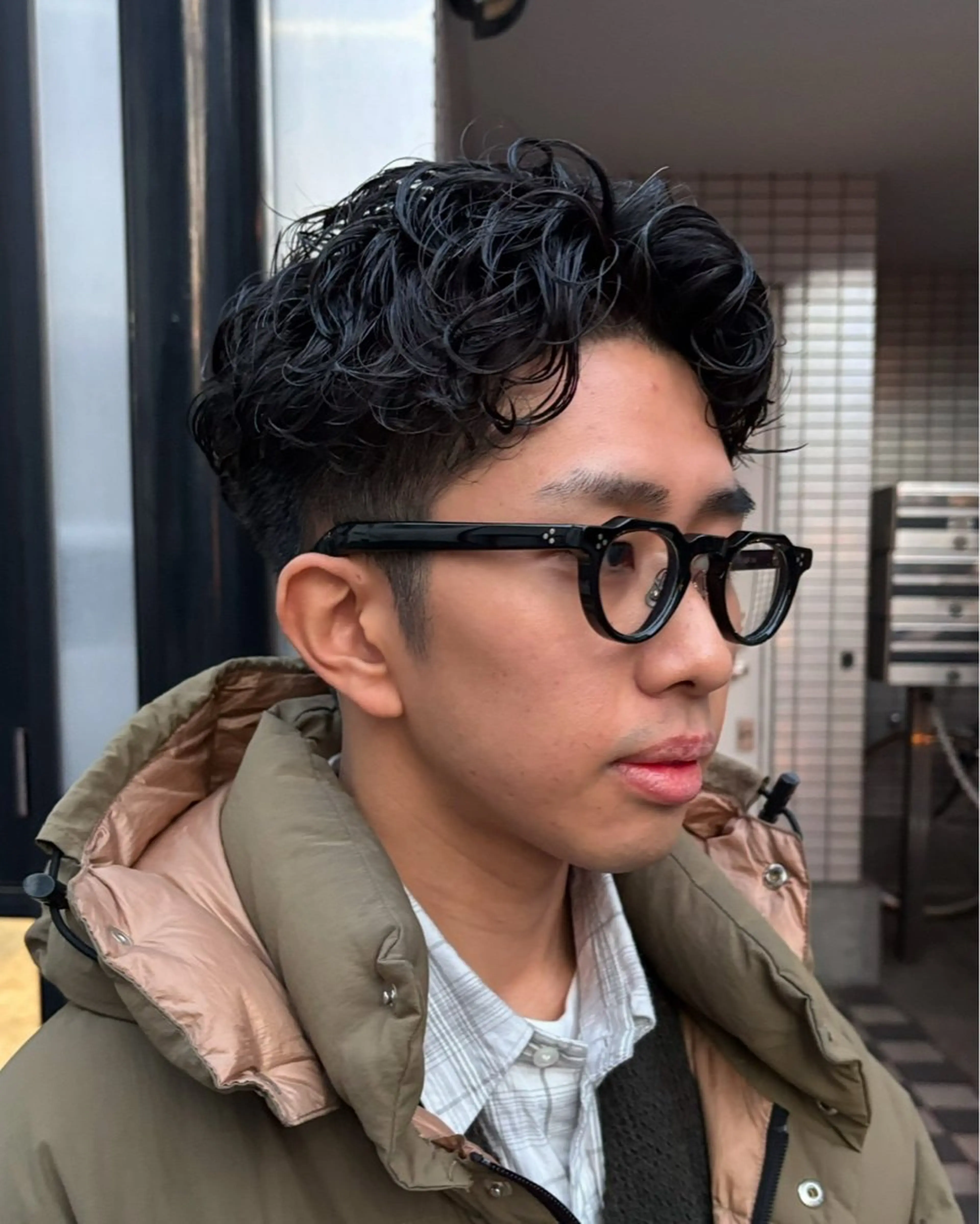 ショート パーマ メンズ メンズパーマ メンズショート 刈り上げ メンズベリーショート ベリーショート 渋谷/原宿/メンズ/ コヤマトモヤのヘアスタイル