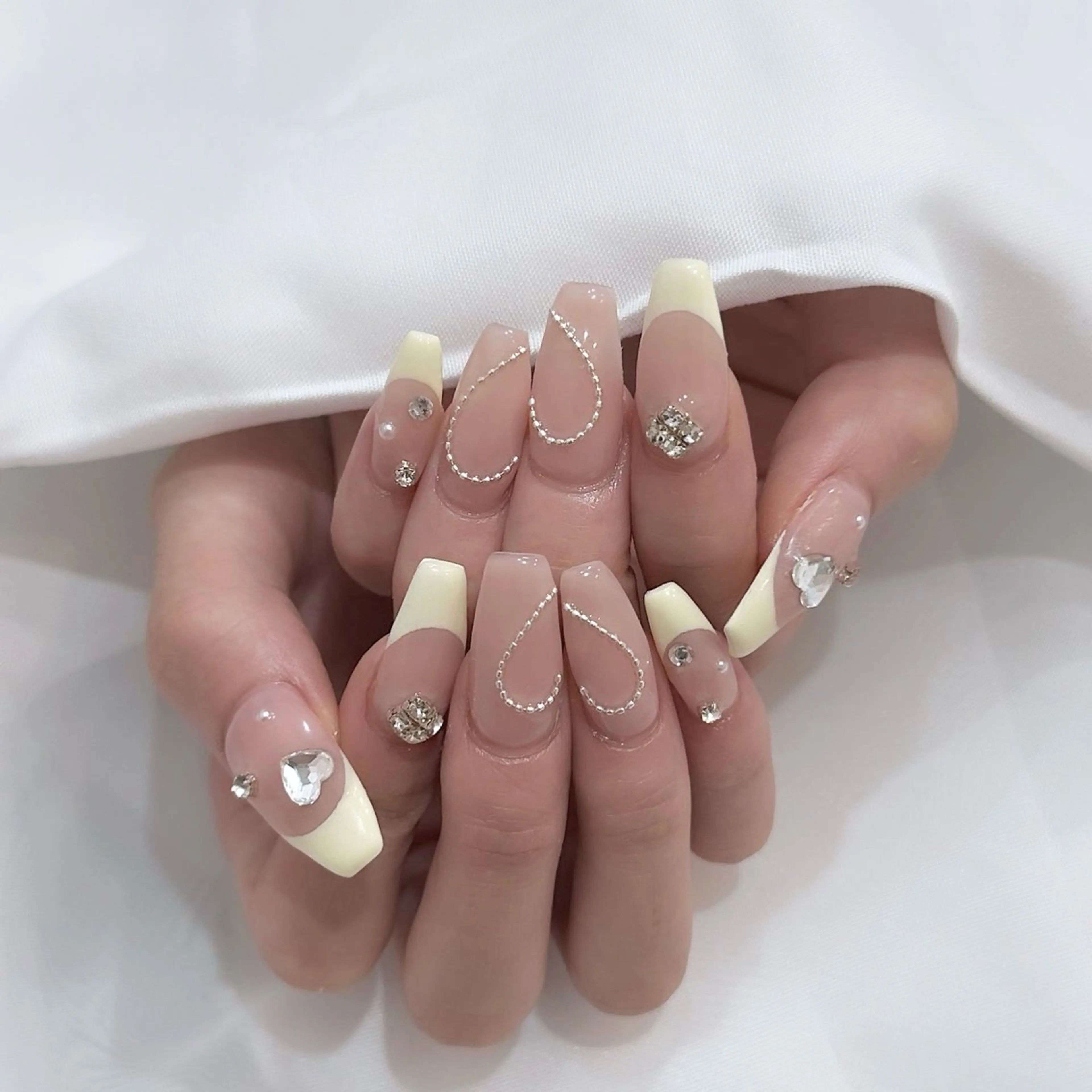 ネイル NAVI SALON所属・NAVI SALONのネイルデザイン