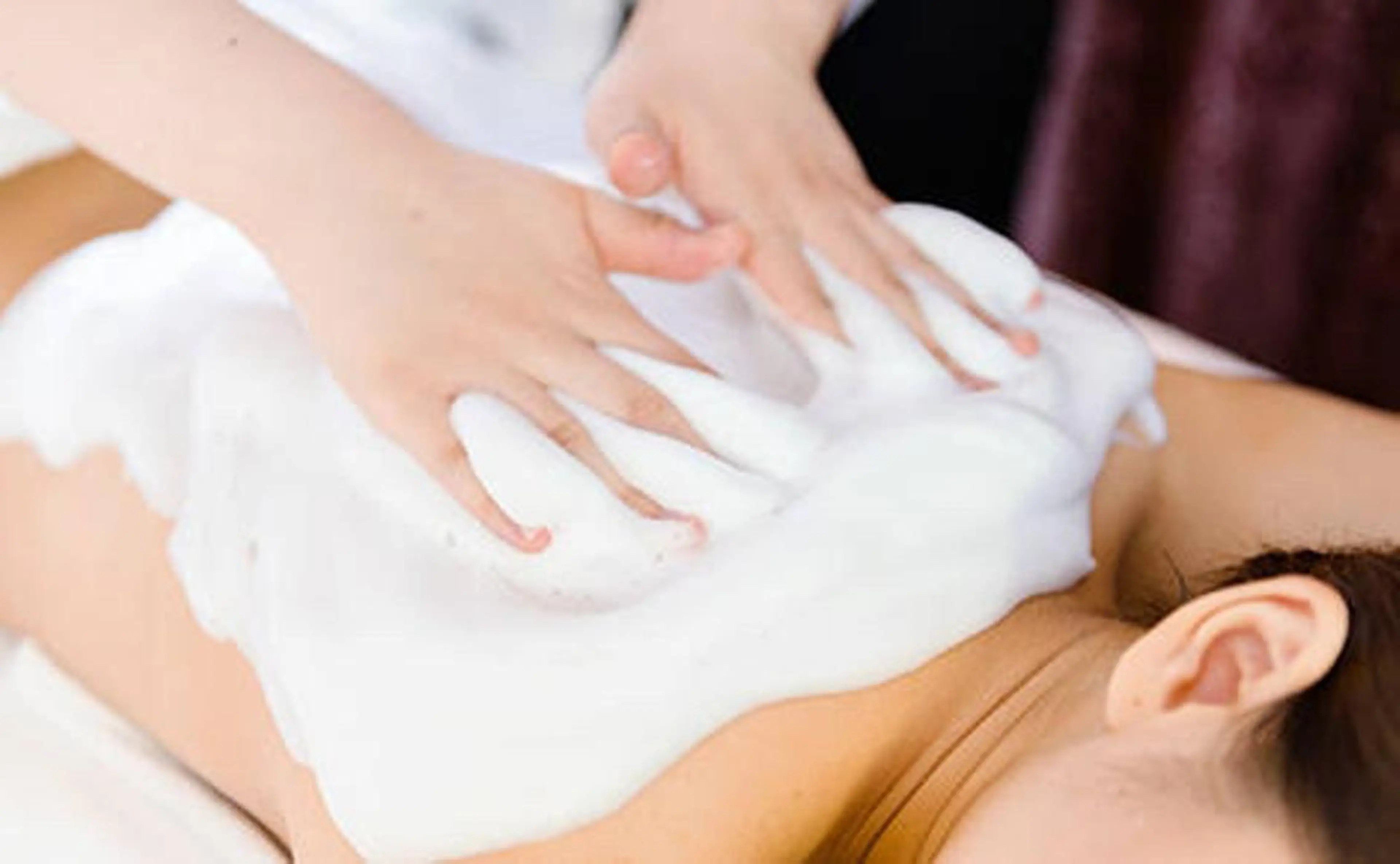 【背中ニキビ・色素沈着】背中ピーリング60分の写真