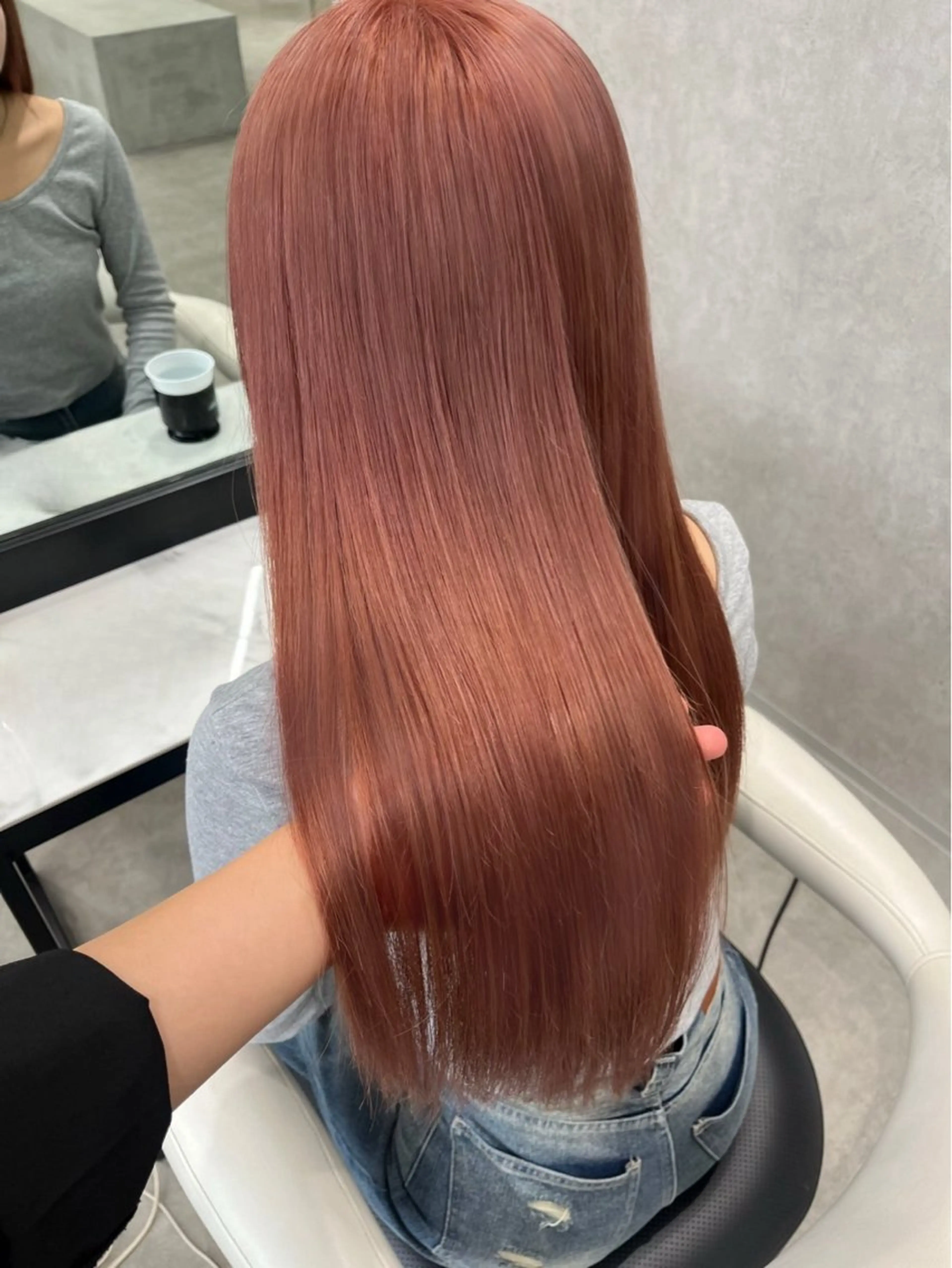 ロング カラー ヘアカラー ハイトーンカラー🐬 えりかのヘアスタイル