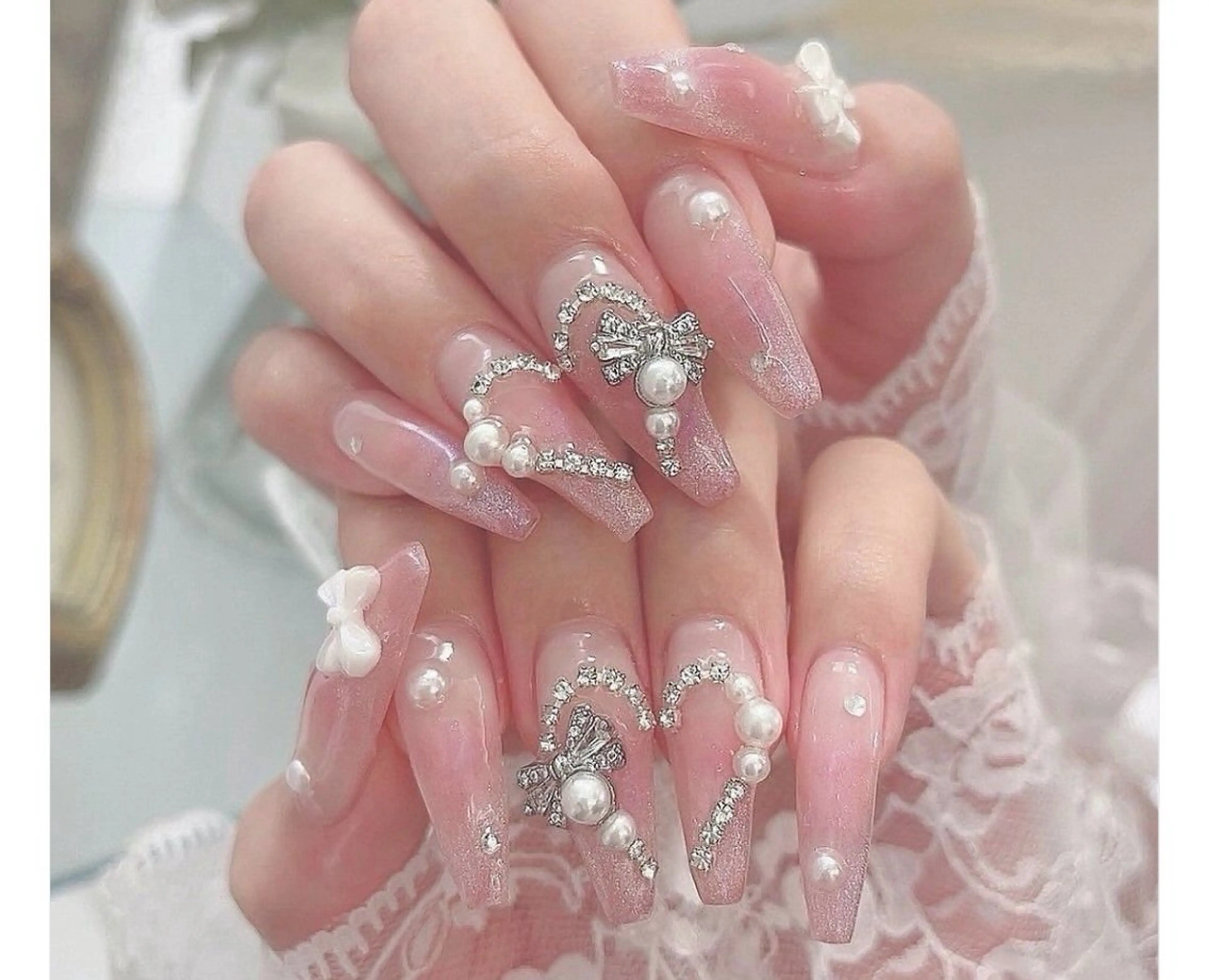 ネイル アートネイル 長さ出し ジェルネイル マグネットネイル ニュアンスネイル ハンドネイル Cloudy Chan Nailのネイルデザイン