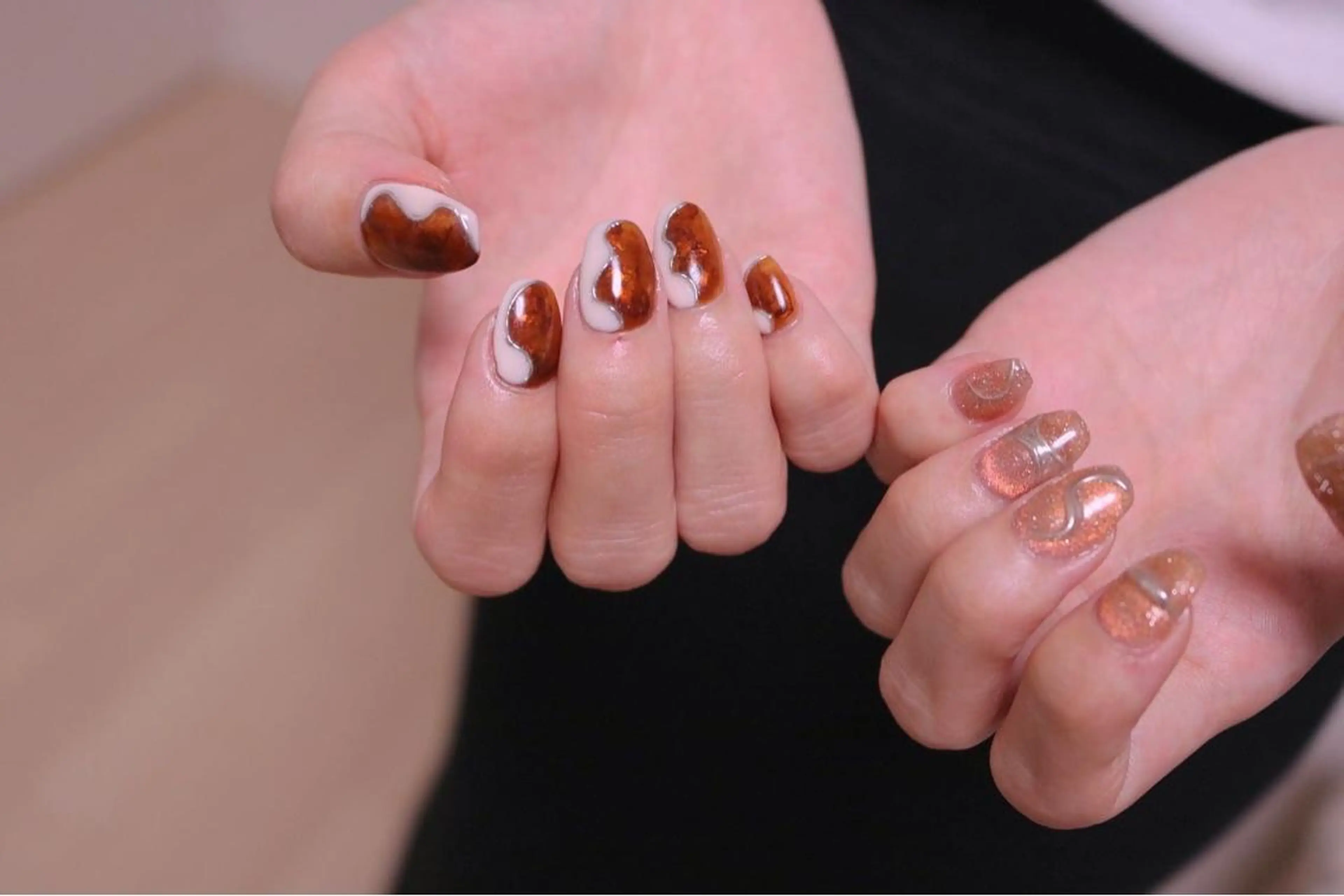 ネイル オーロラネイル カジュアル 長さ出し ジェルネイル 韓国ネイル ハンドネイル MH Nailのネイルデザイン