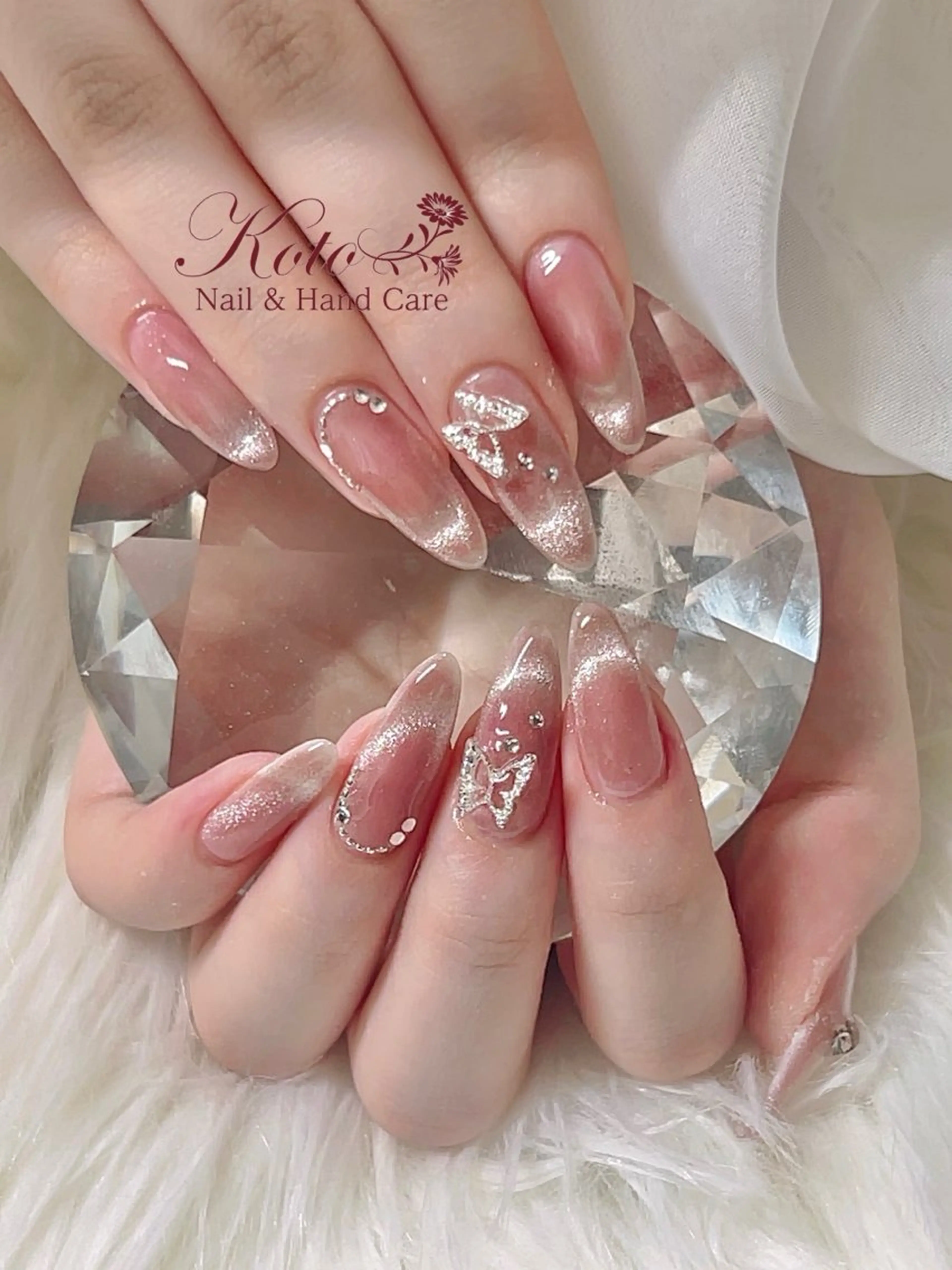 ネイル 長さ出し ジェルネイル 持ち込み ニュアンスネイル 赤色 ハンドネイル Nail Salon KOTOのネイルデザイン