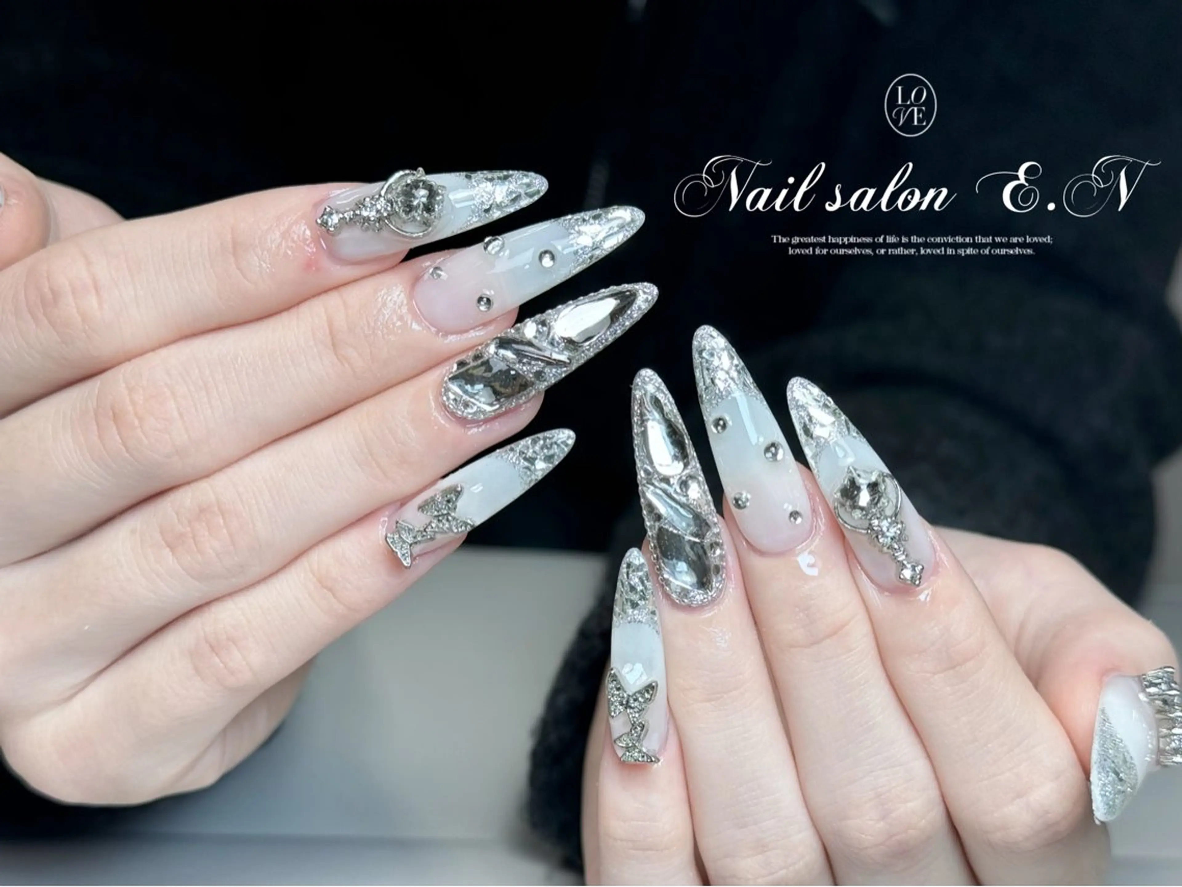 ネイル アートネイル オーロラネイル ガーリー キラキラネイル 韓国ネイル ハンドネイル E.N🦋 長さ出し/持ち込みのネイルデザイン