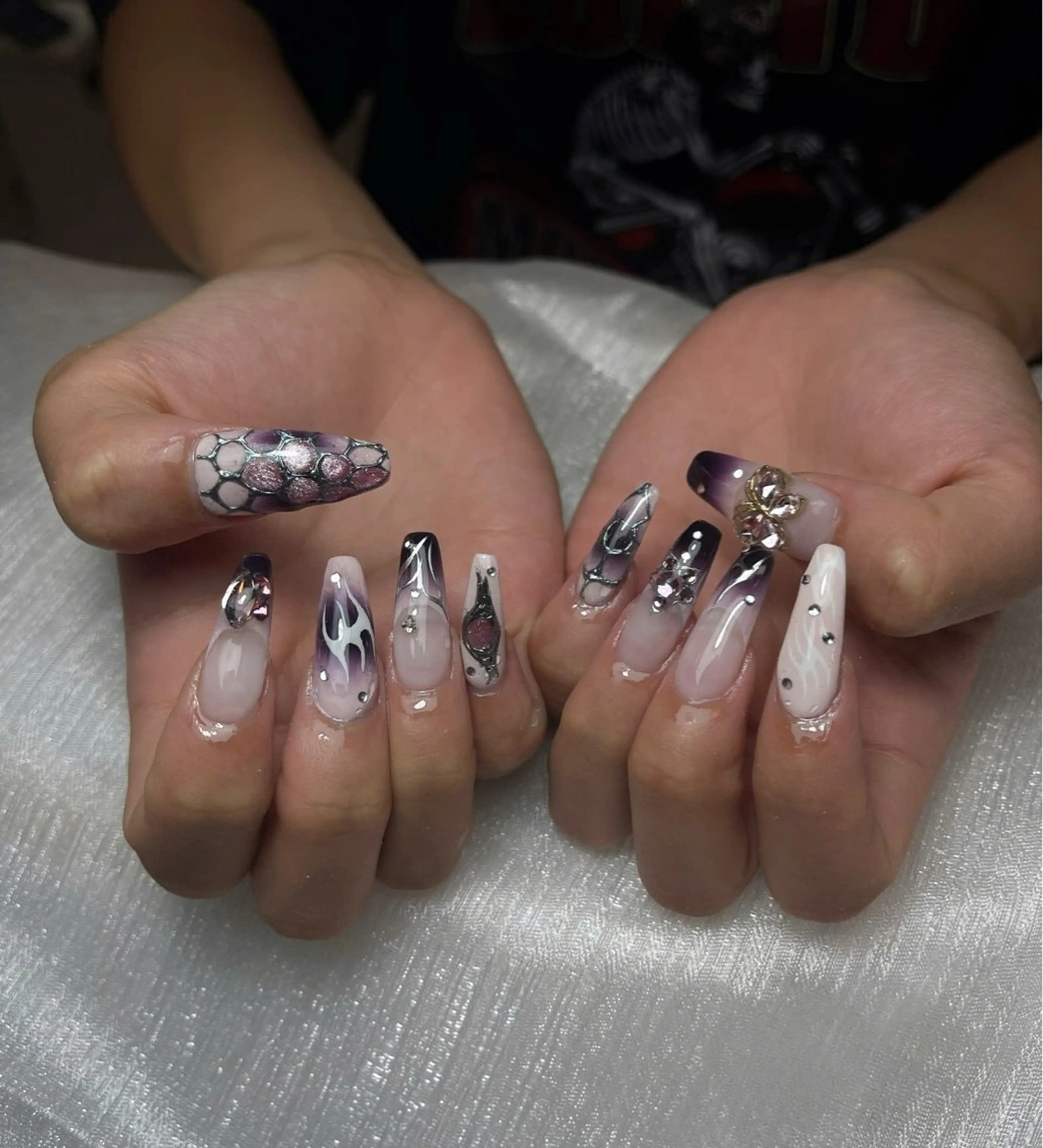 ネイル Lyna 池袋のネイルデザイン