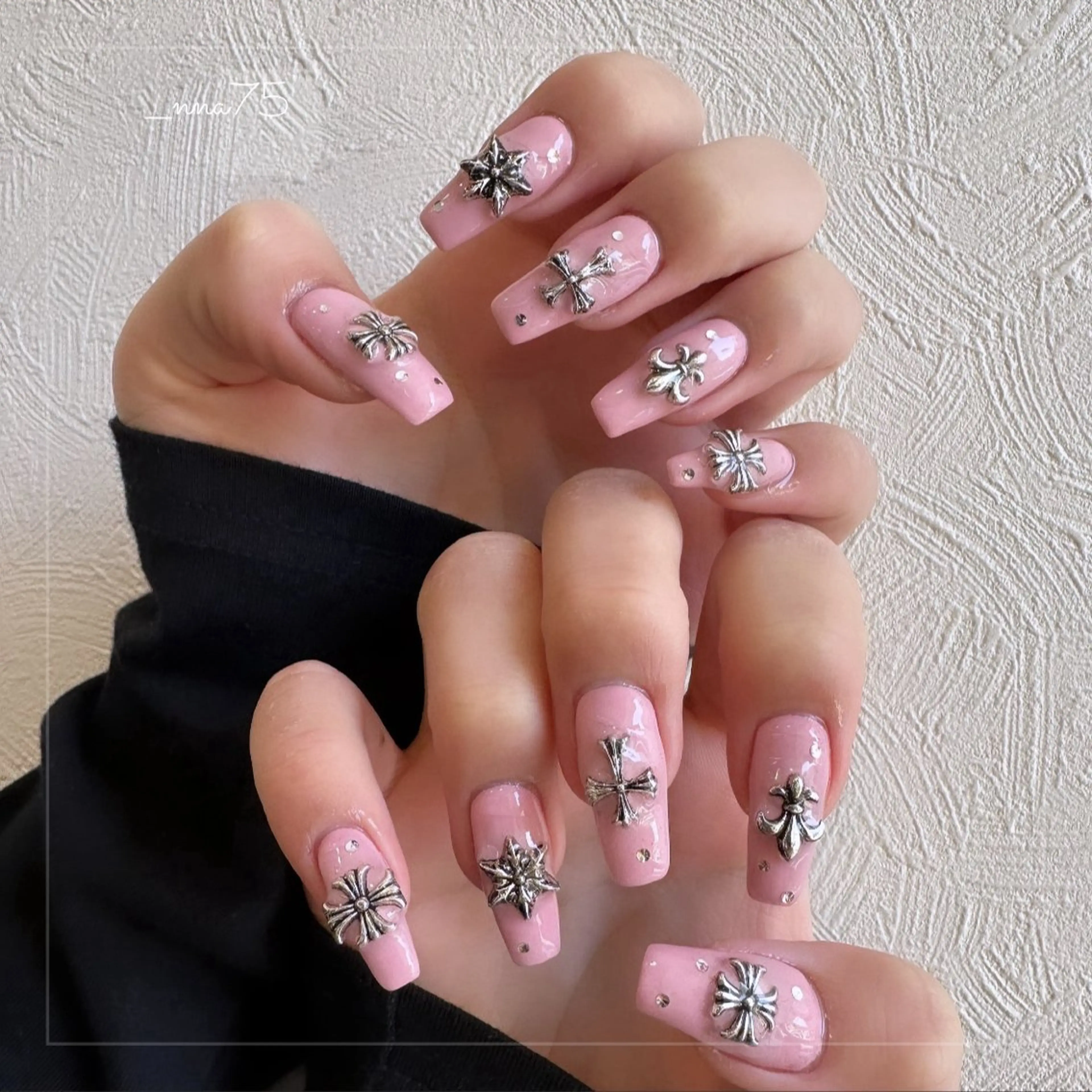 ネイル ハンドネイル GRANDE OSU Anna 🧸💛のネイルデザイン