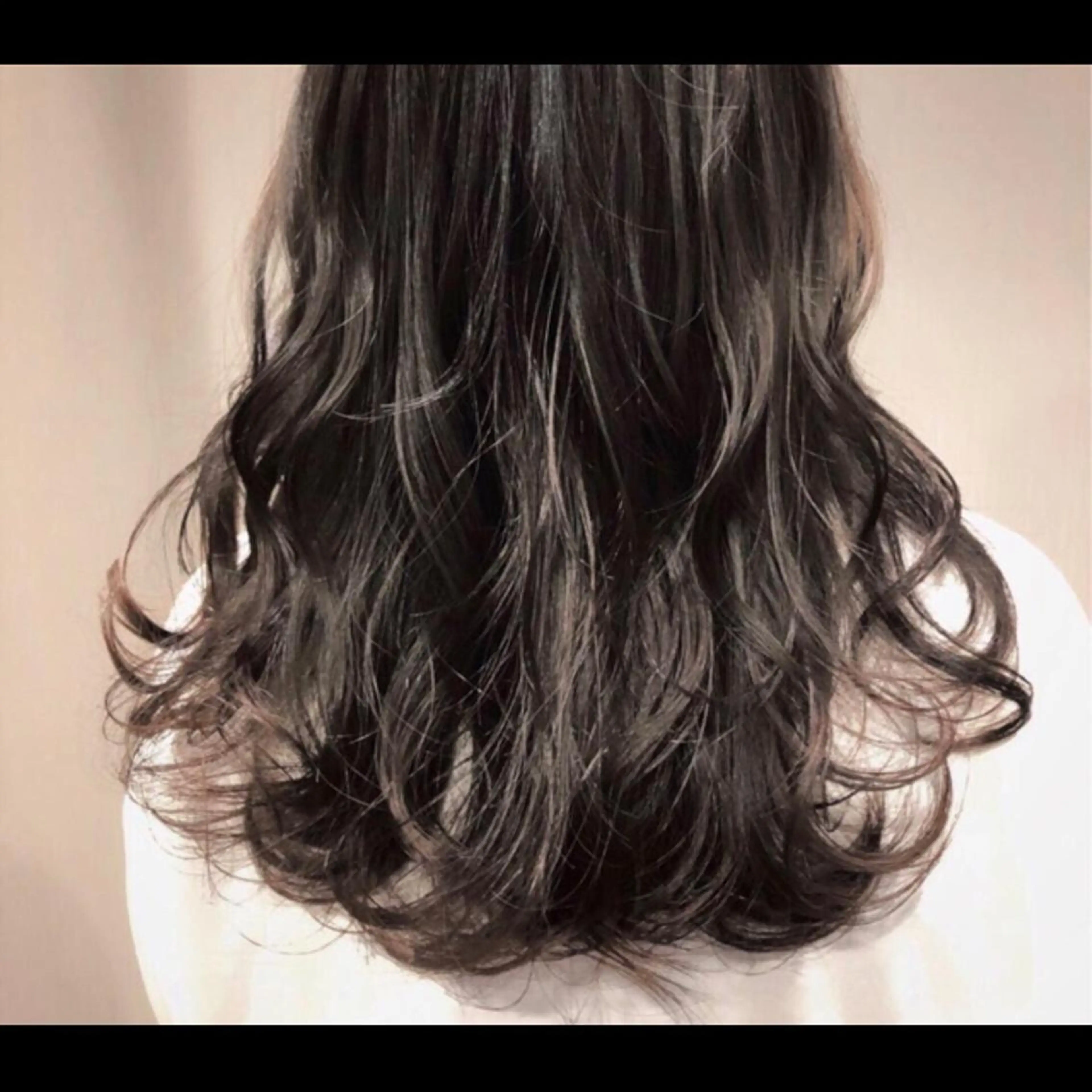 セミロング カラー パーマ ヘアアレンジ メンズ moku所属・【mokuオーナー】 ちはるのヘアスタイル