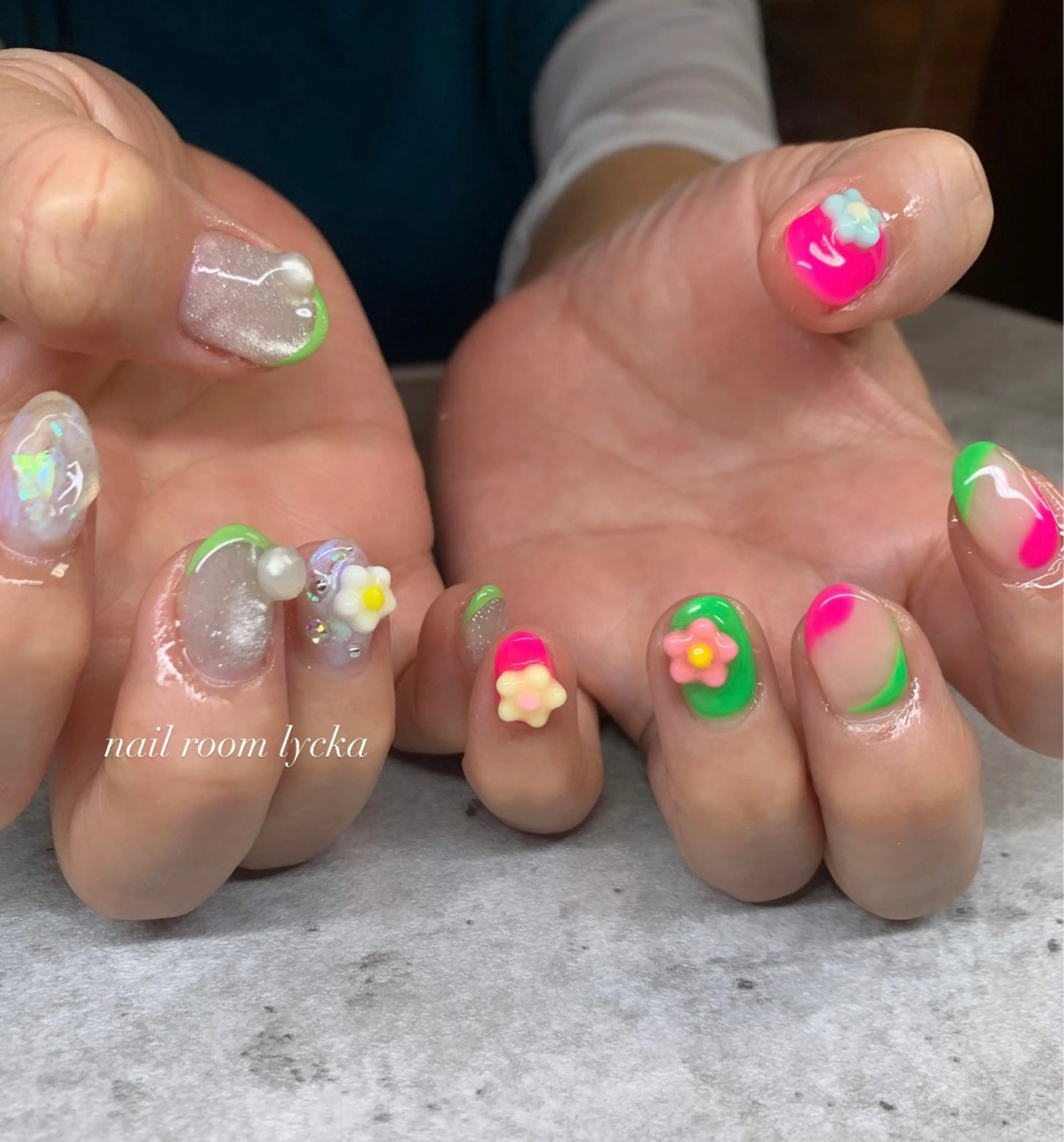 ネイル ﾈｲﾙﾙｰﾑﾘｯｶ 𝐦𝐚𝐲𝐮のネイルデザイン