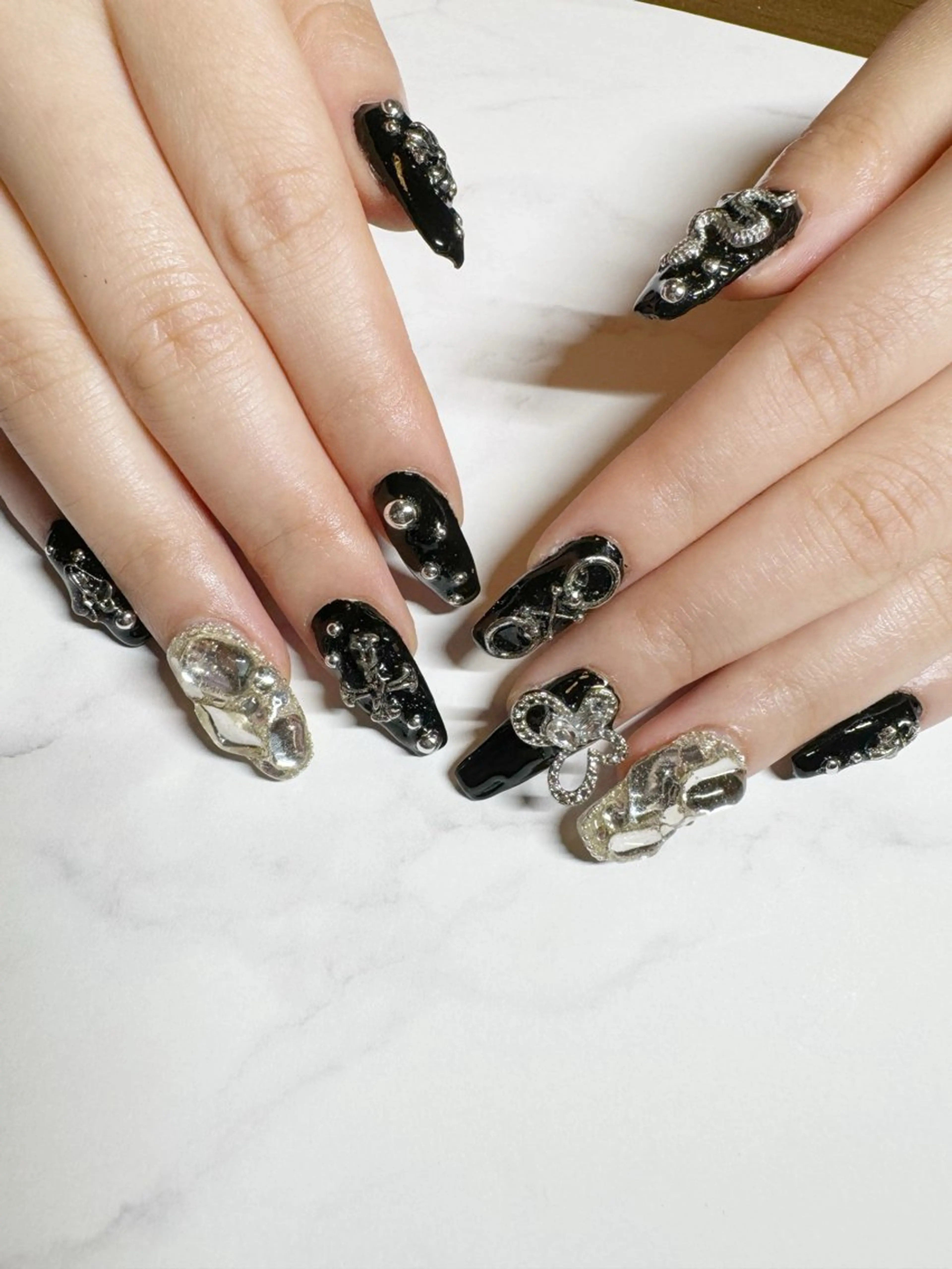 ネイル シルバー Gaudi.Nail Rinaのその他イメージ