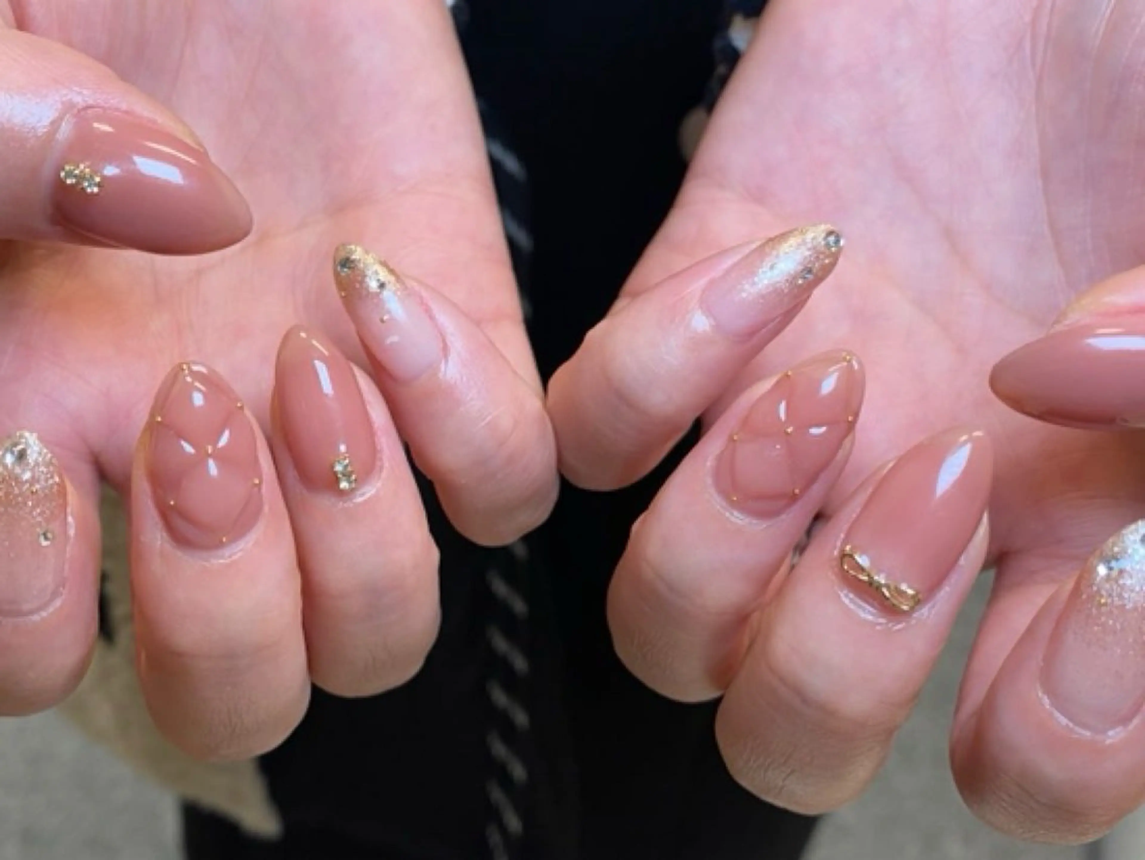 ネイル 長さ出し フットネイル フレンチネイル ジェルネイル 韓国ネイル More Glam 池袋東口店のネイルデザイン