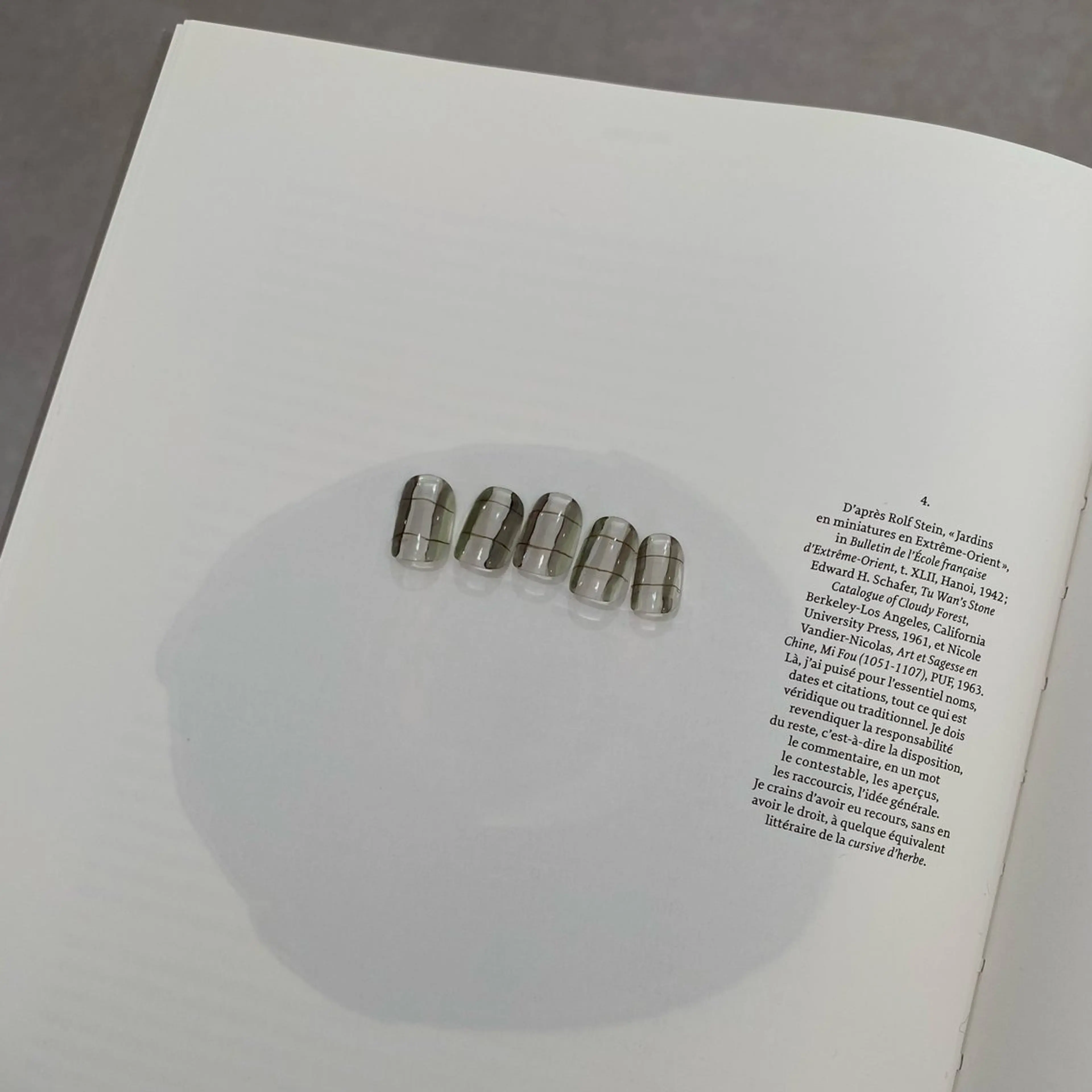 ネイル ハンドネイル NUE ricoのネイルデザイン