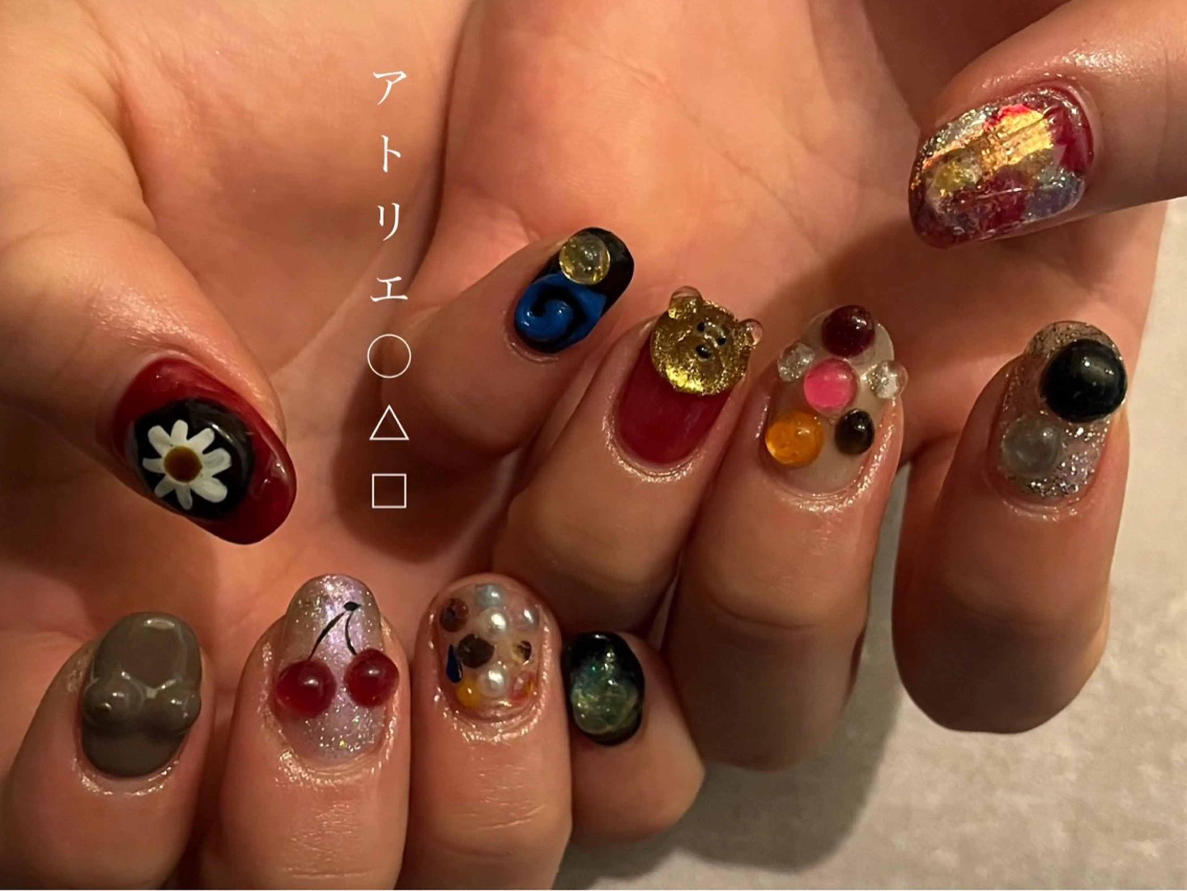 ネイル ハンドネイル アトリエ ○△□のネイルデザイン