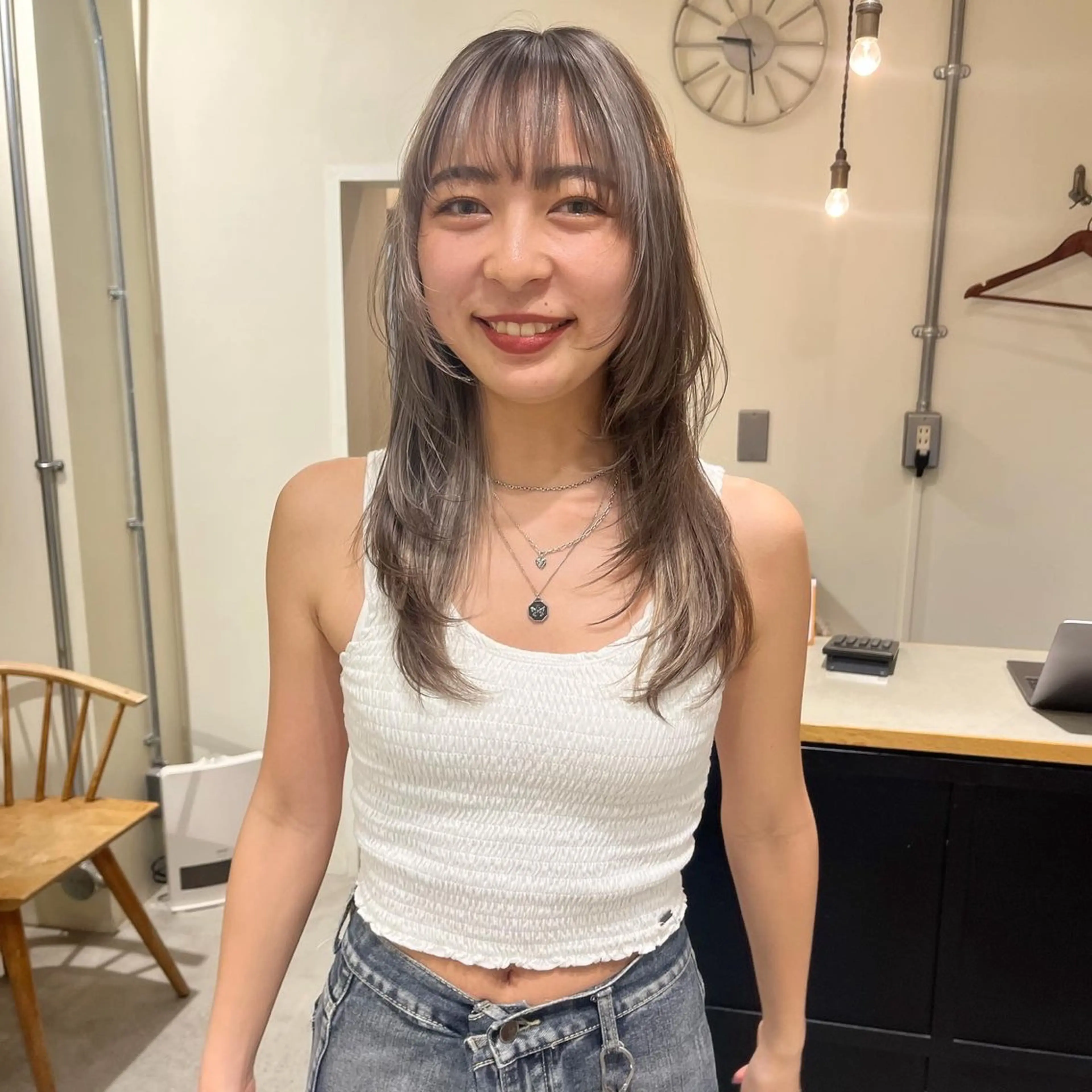 ロング カラー ヘアカラー 🦮shiori アイドルオタク🦮のヘアスタイル