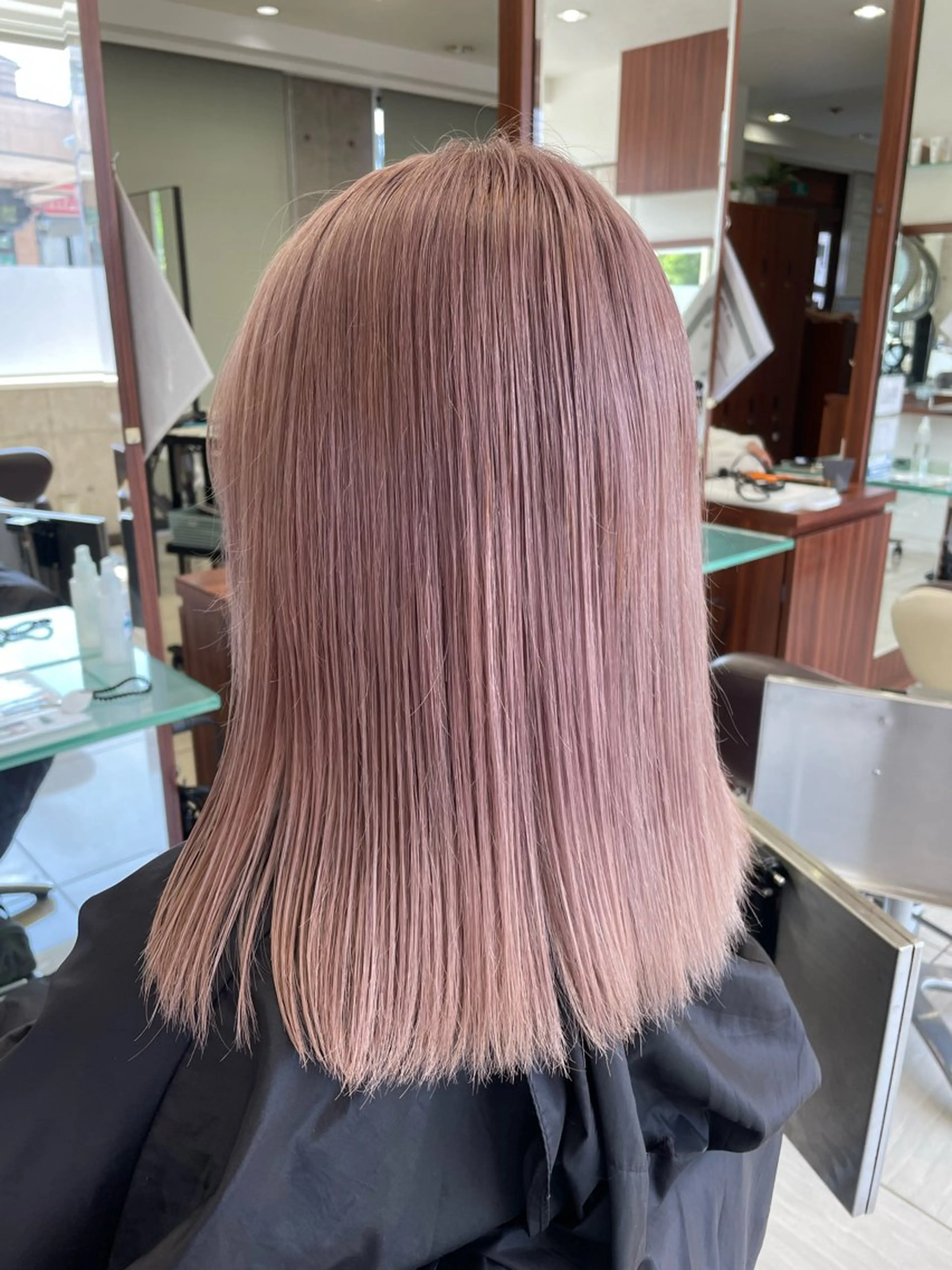 ミディアム ヘアカラー 色川 優斗《髪質改善》のヘアスタイル