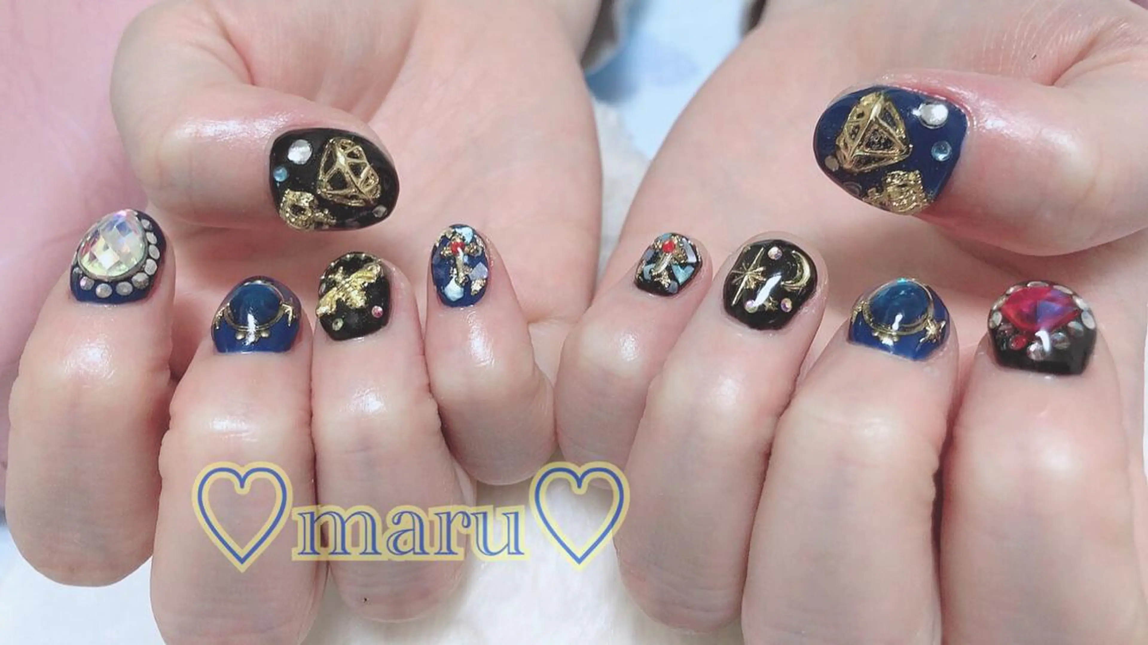 ネイル ハンドネイル フットネイル まるみ ♡のネイルデザイン