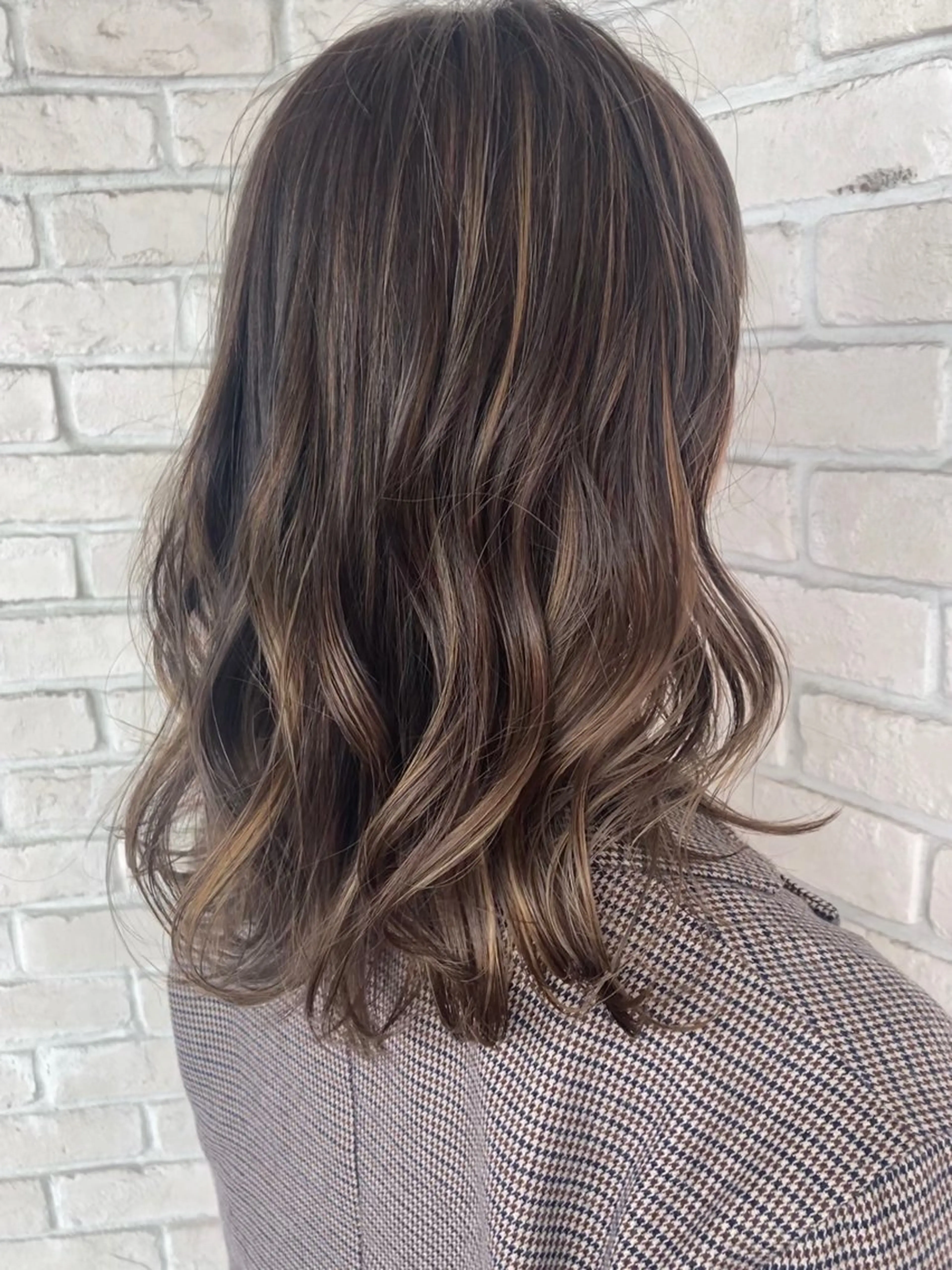 ロング ハウス山下あやか 成人式カットカラーのヘアスタイル