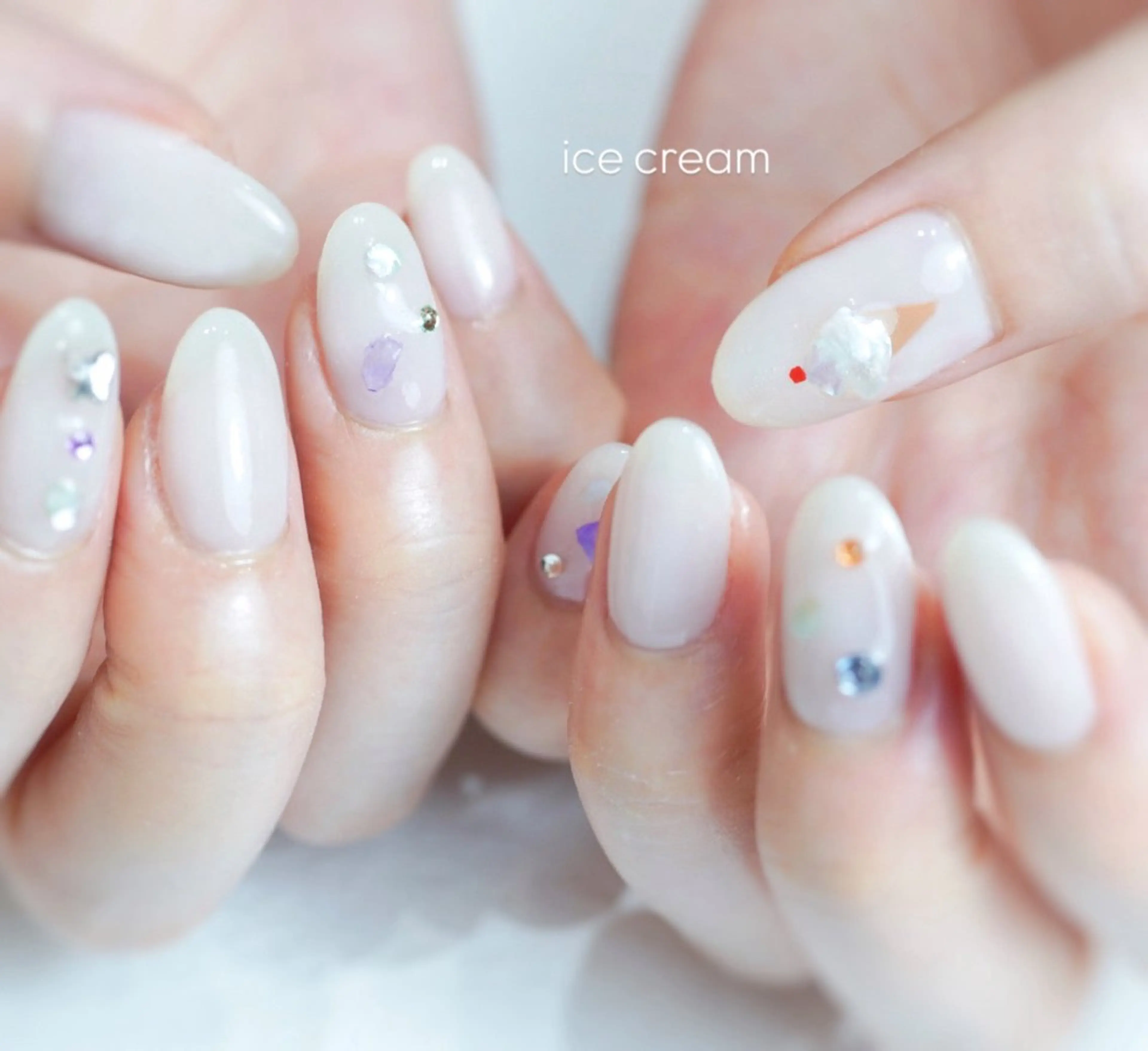 ミディアム ハンドネイル Re nail所属・Re nailのネイルデザイン