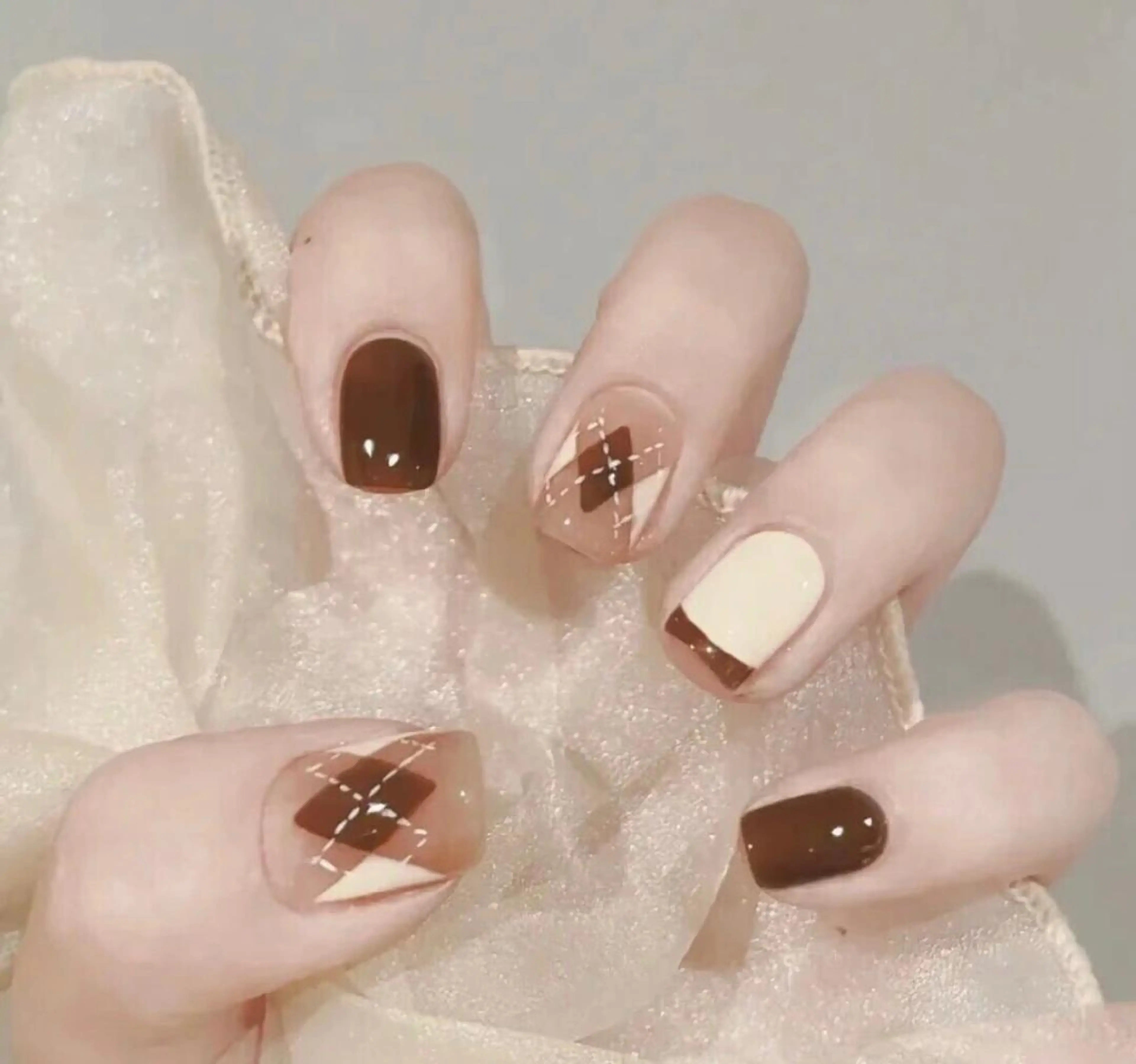 ネイル ハンドネイル COCO ネイルのネイルデザイン