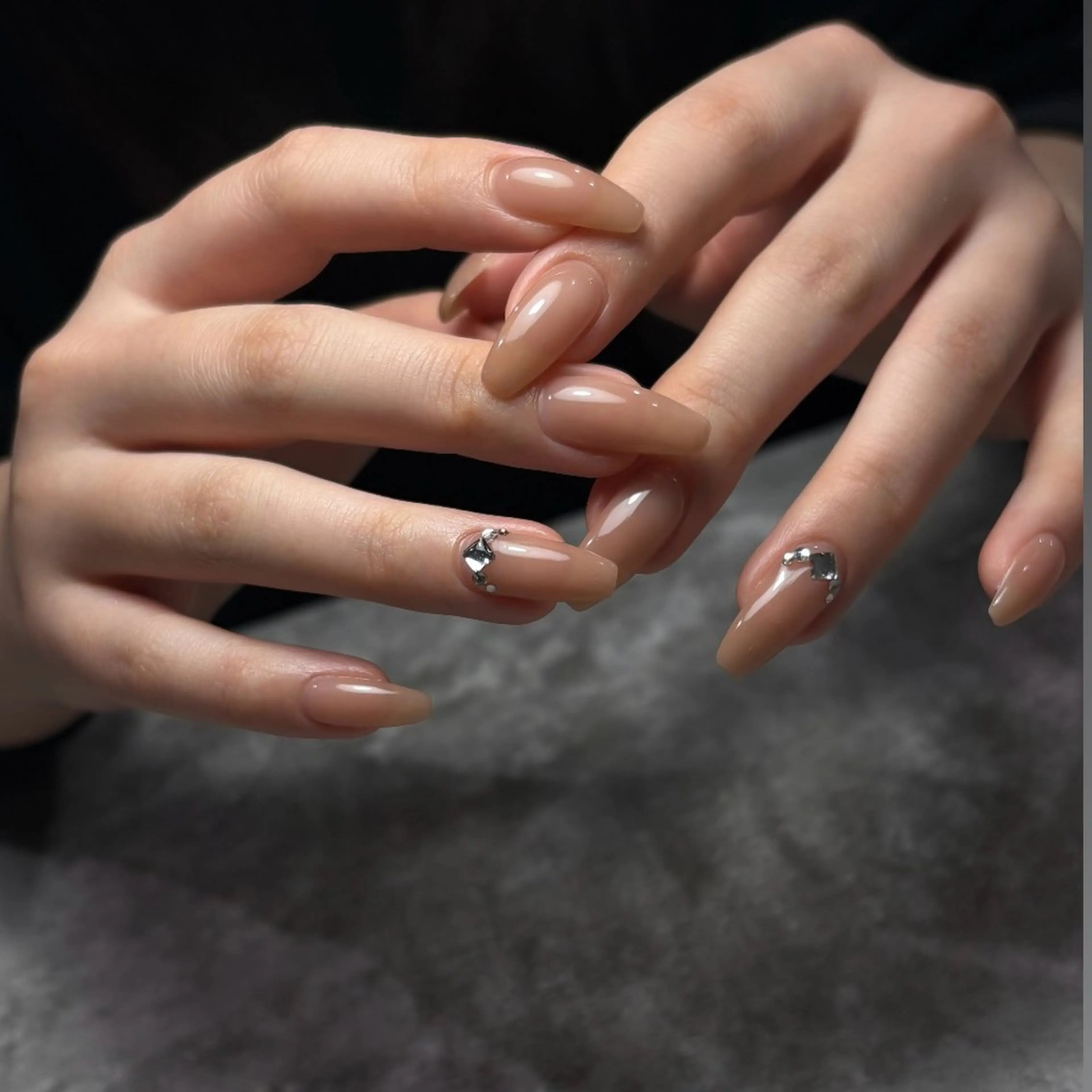 ネイル ストーンネイル ハンドネイル Nail  salon  Lebel所属・Nailsalon Lebelのネイルデザイン