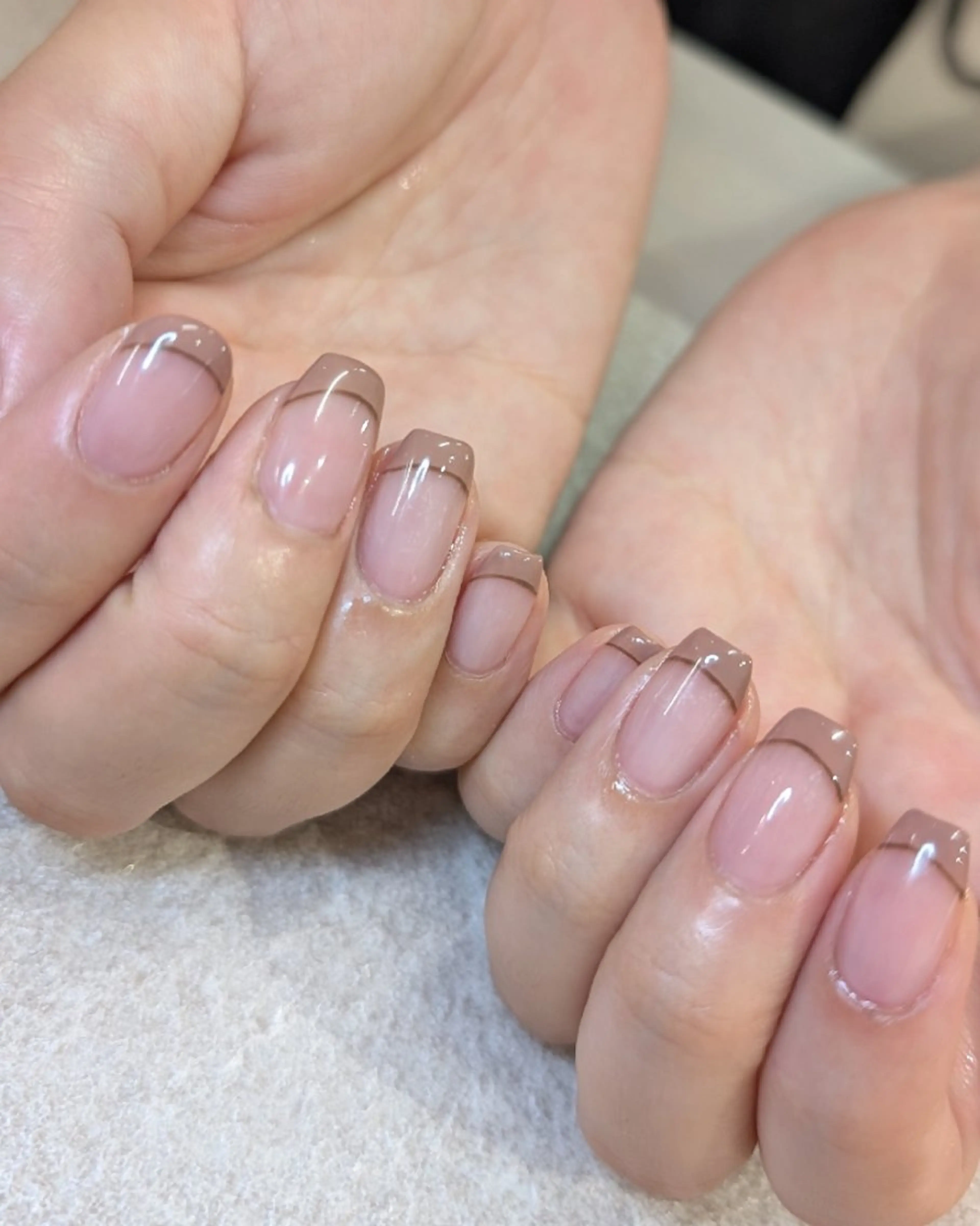 ネイル フレンチネイル FIKA 折戸のネイルデザイン