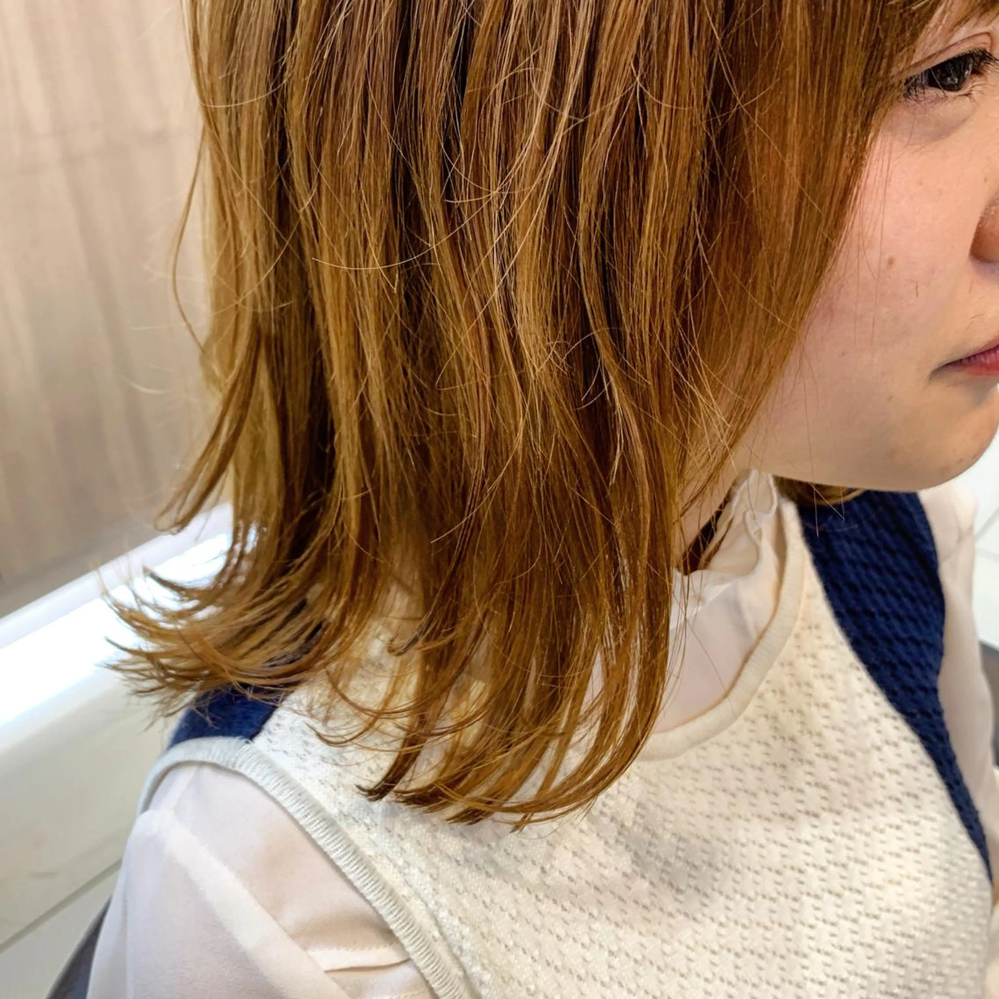 ミディアム ボブ 外ハネヘア 早坂 裕真のヘアスタイル