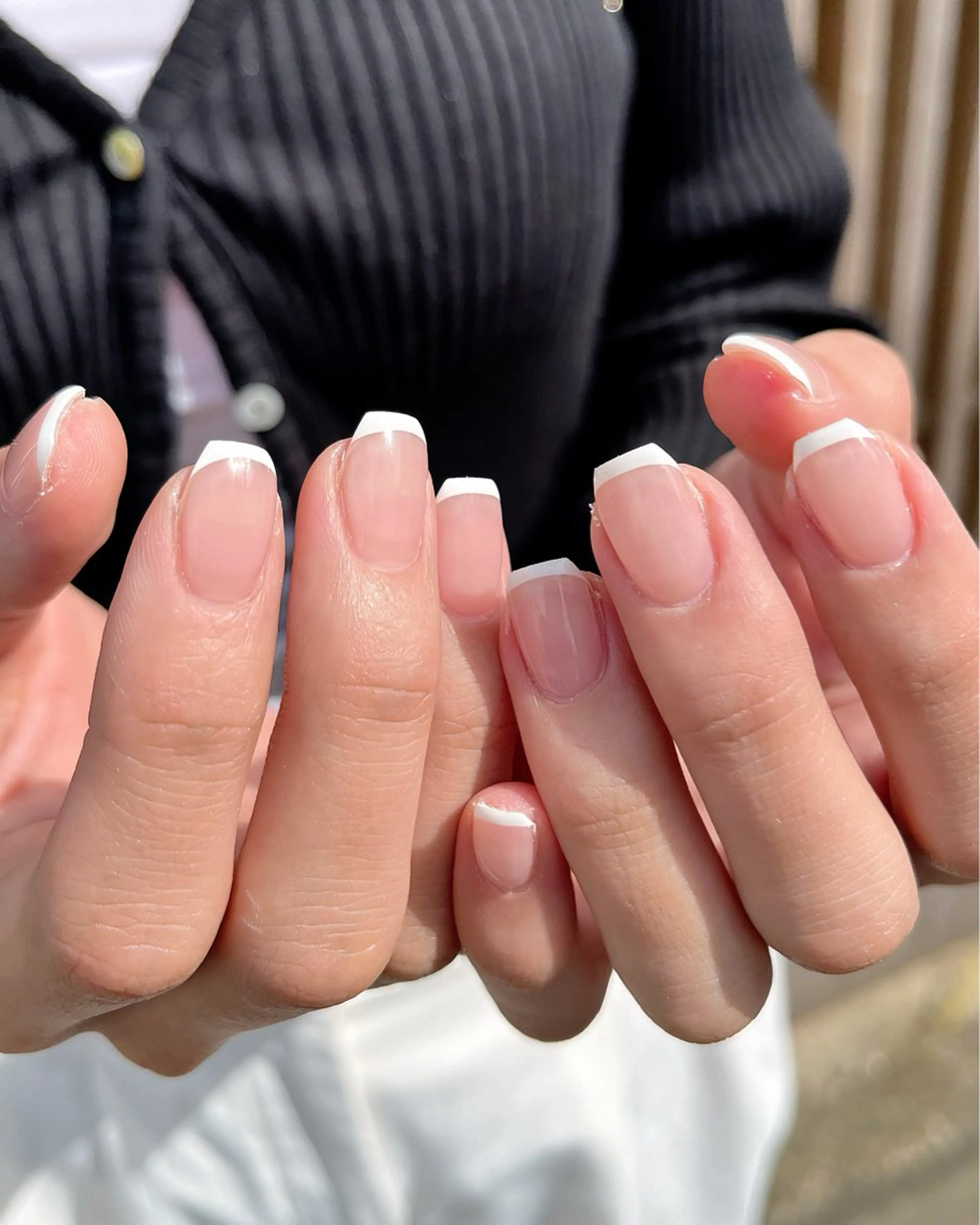 ネイル ドット 長さ出し ジェルネイル ミラーネイル ワンホンネイル ハンドネイル 🫧OPELIA NAIL渋谷🫧のネイルデザイン