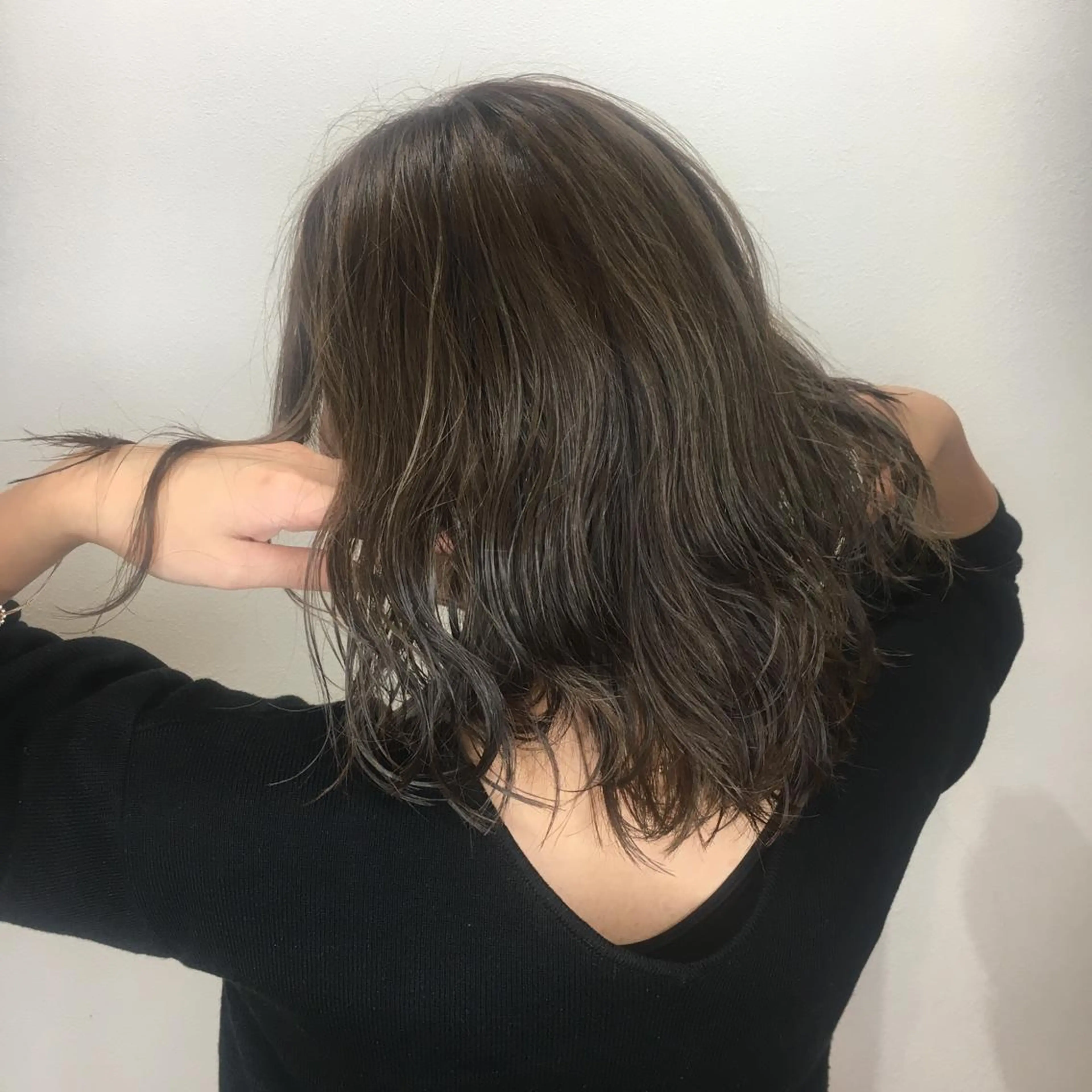 セミロング カラー パーマ ヘアアレンジ メンズ キッズ マツエク・マツパ メンズハイライト ハイライトカラー ハイライト Luela堅田所属・田中 裕士のヘアスタイル