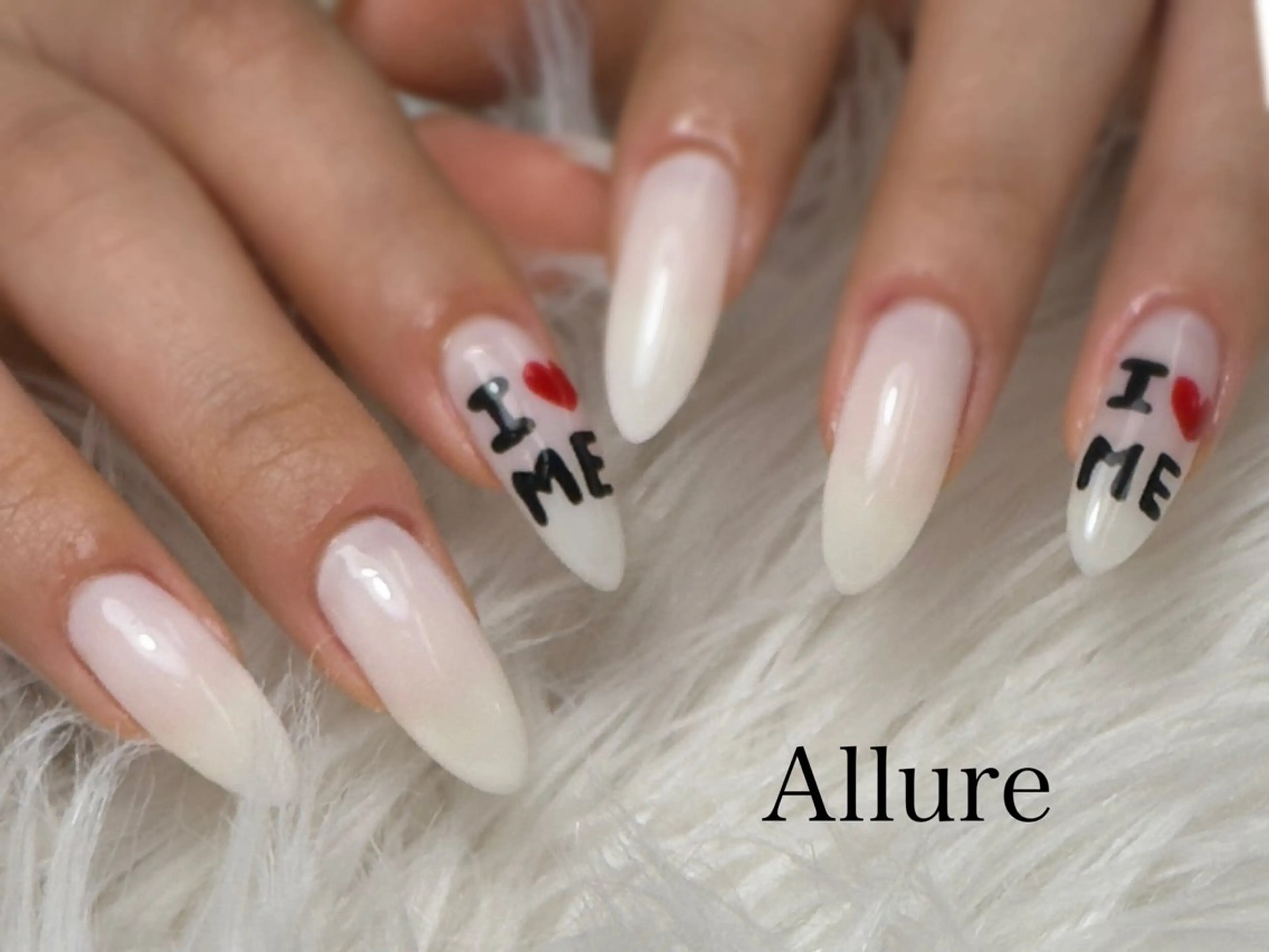 ネイル ハンドネイル Allure Yuuのネイルデザイン