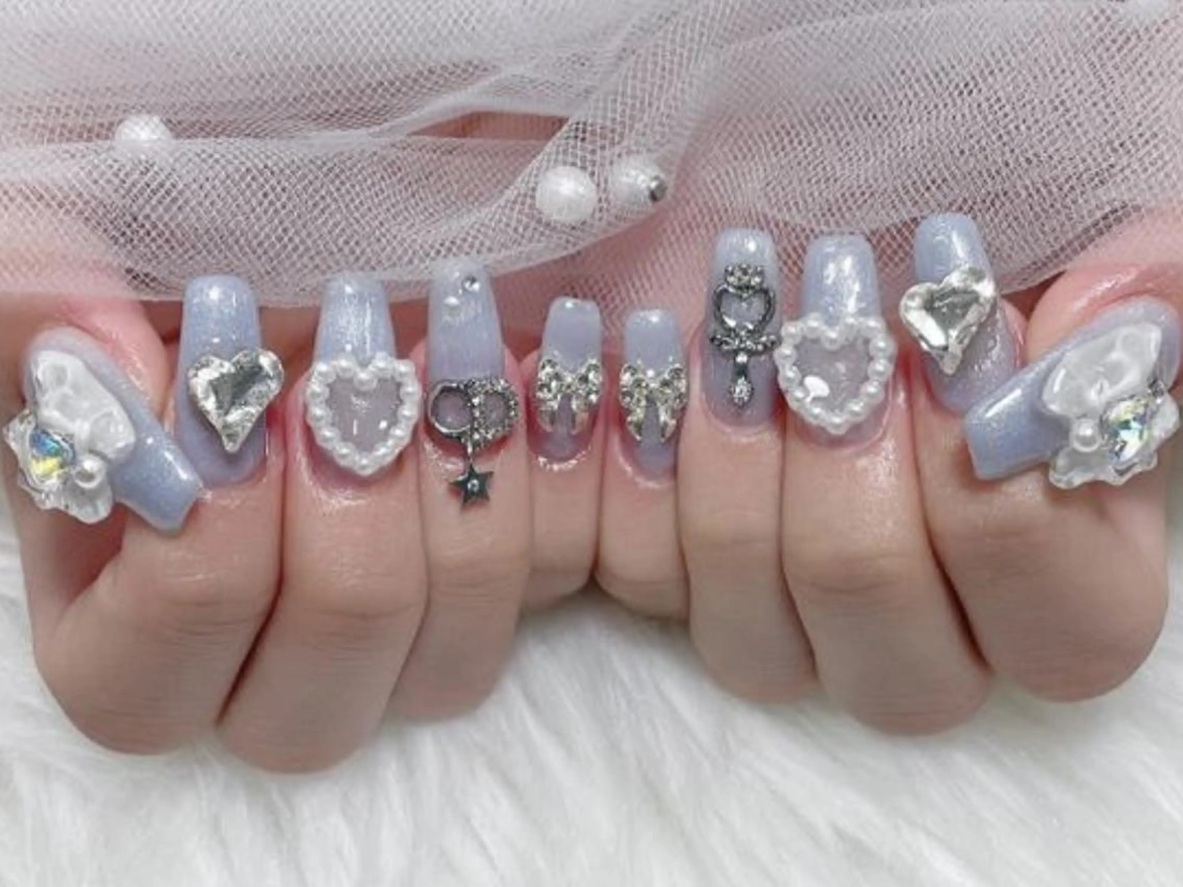 メンズ ネイル アートネイル フレンチネイル ジェルネイル キラキラネイル パラジェル ハンドネイル フットネイル Bloom kabukiのネイルデザイン