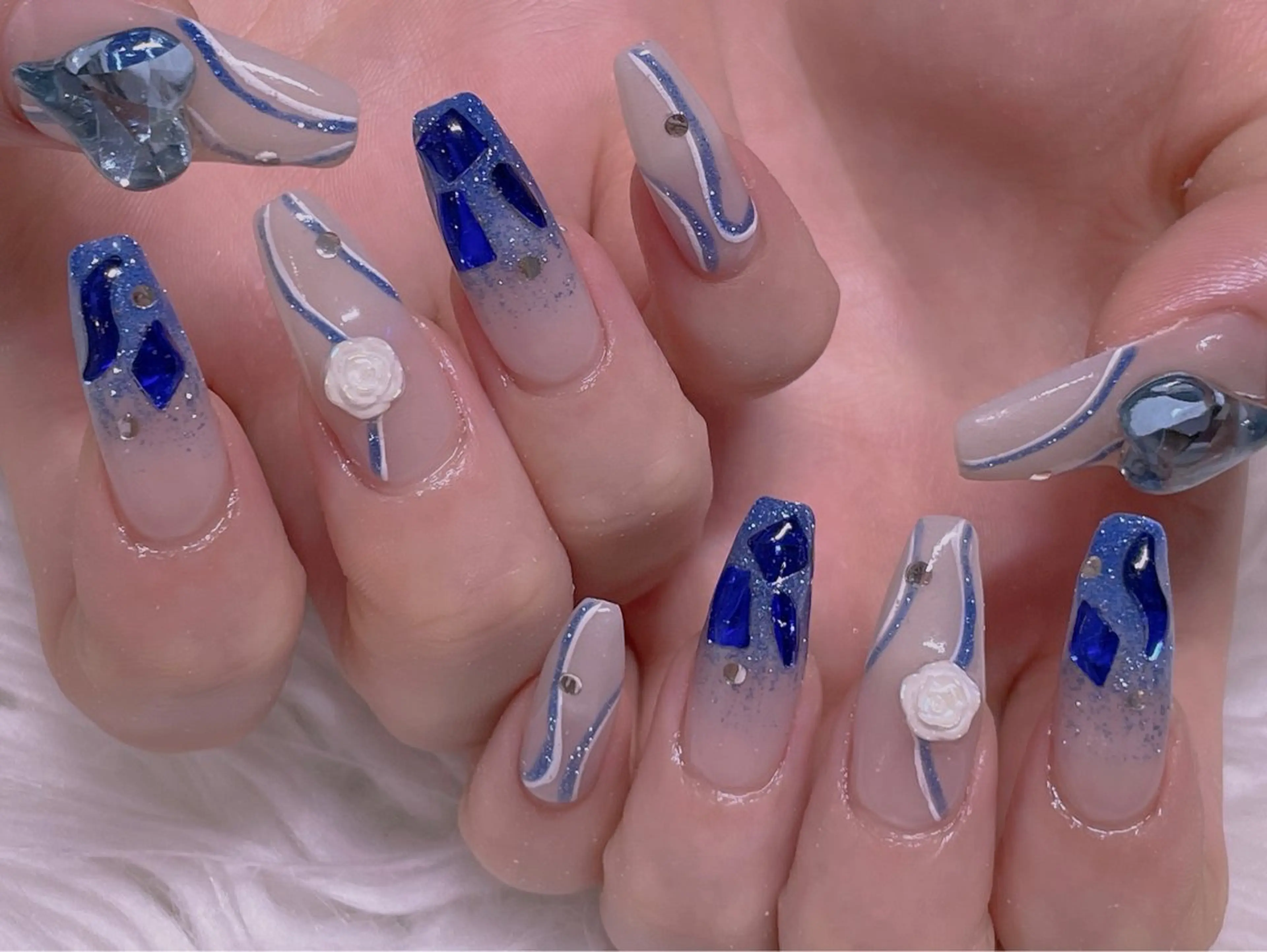 ネイル 美爪パラジェル導入店 Sunnilyのネイルデザイン