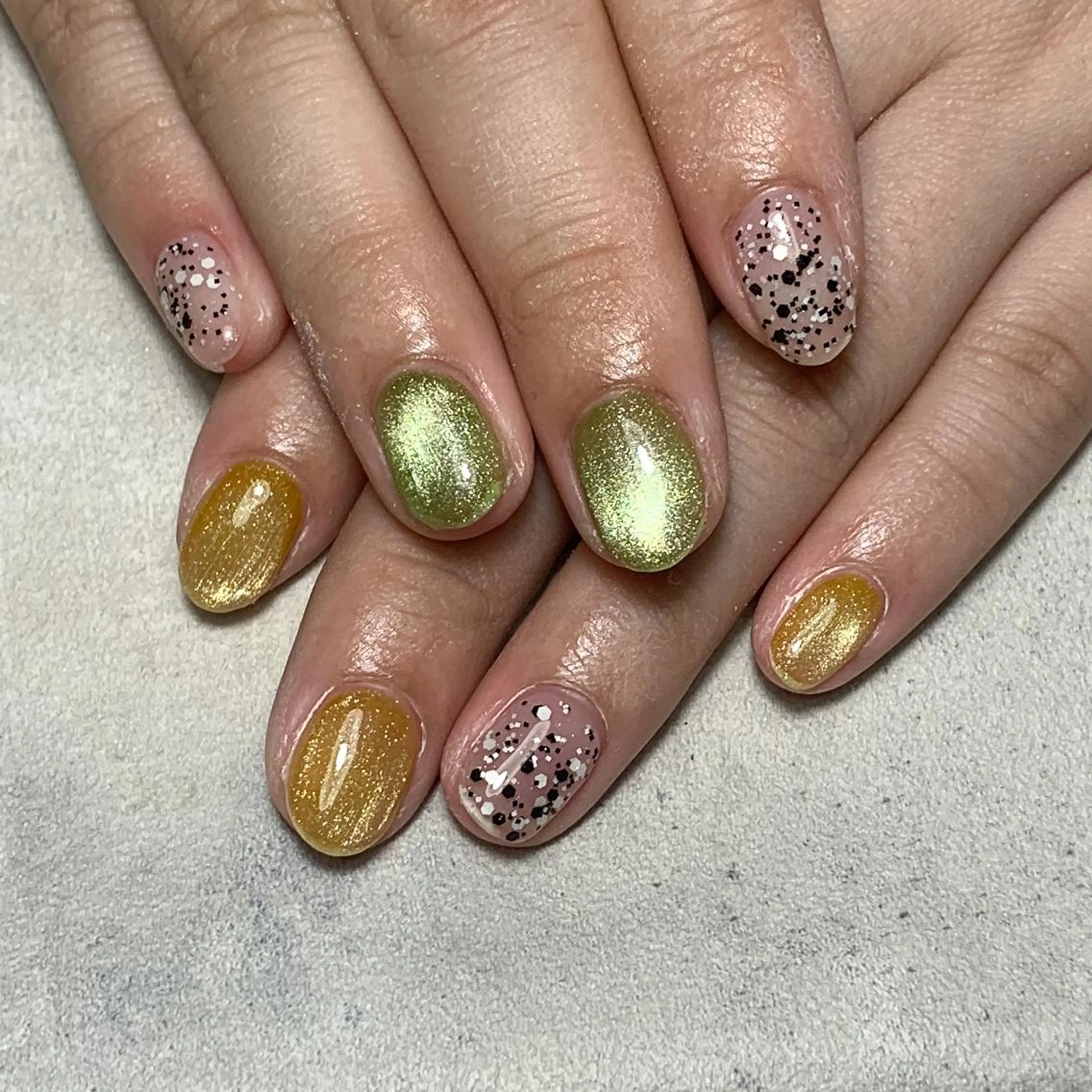 ネイル atelier　FIORITURA所属・FIORITURA aiのネイルデザイン