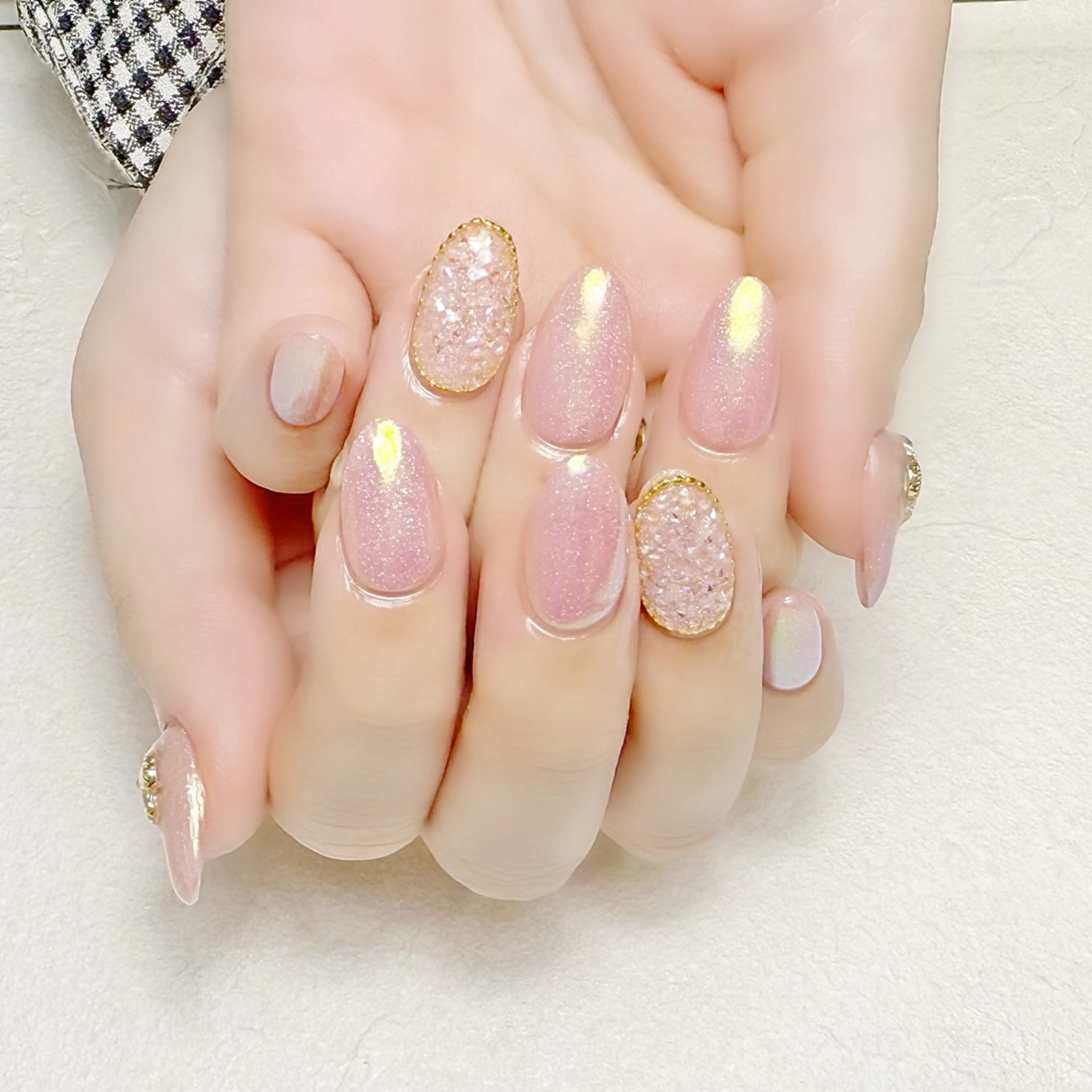 ネイル オーロラネイル ラメ(グリッター) 春ネイル rouse nail RISATOのネイルデザイン