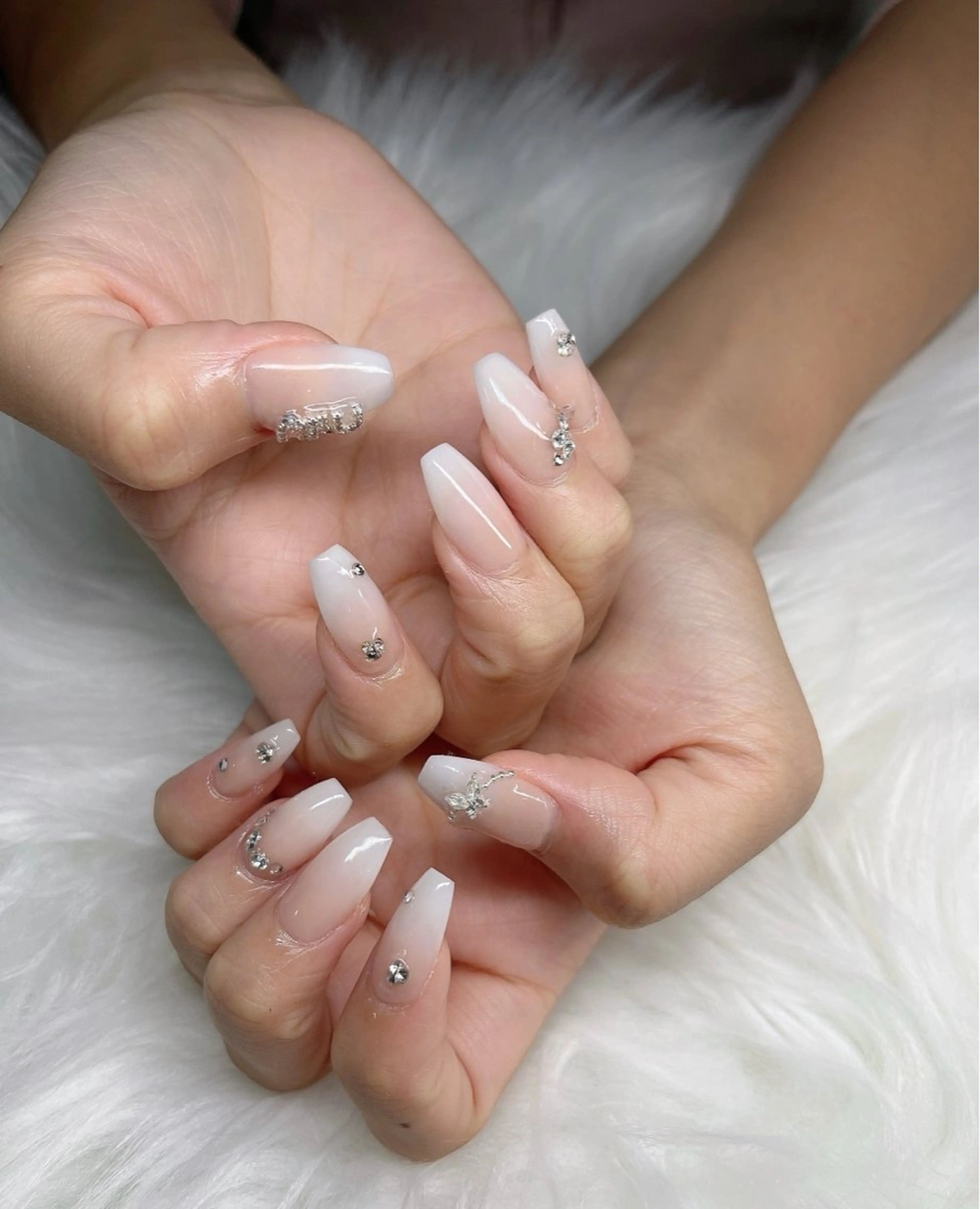 ネイル YOLO NAILのネイルデザイン