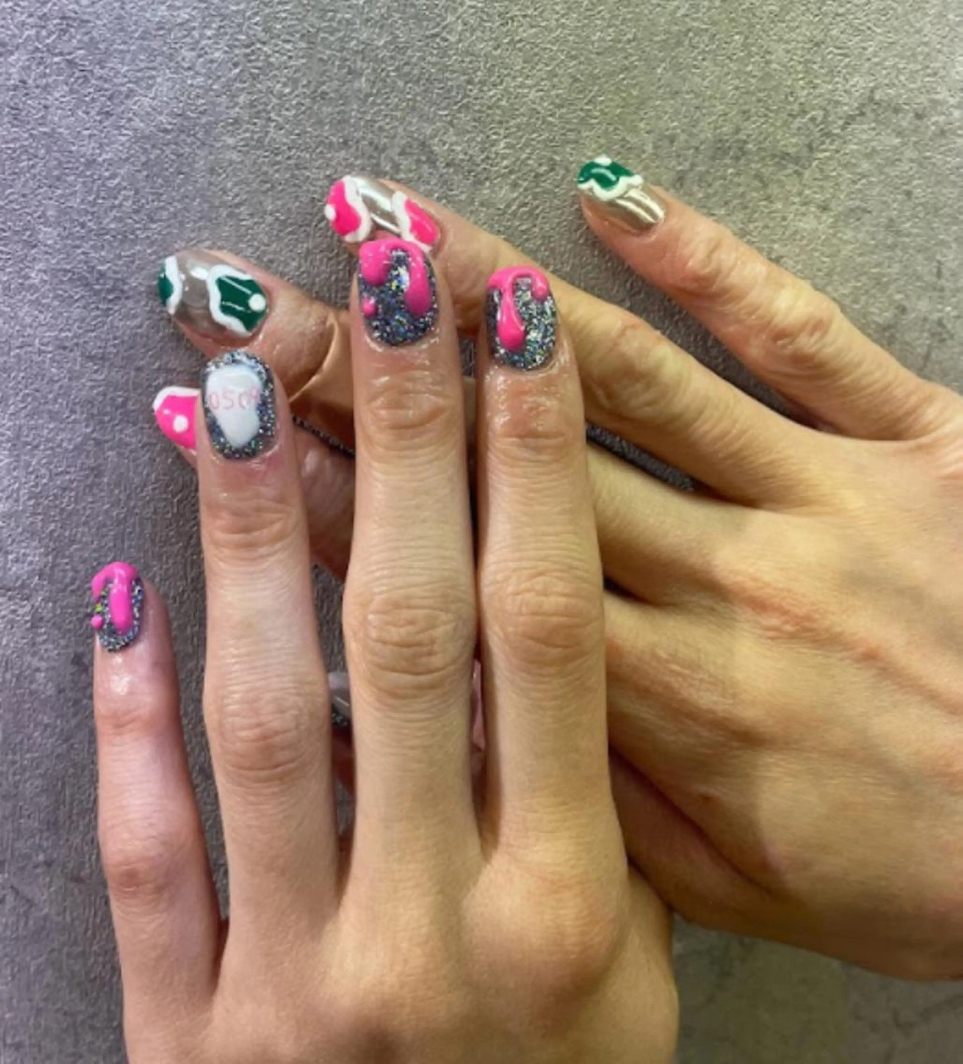 ネイル アートネイル ジェルネイル ニュアンスネイル スカルプネイル nailstudio eviz新宿店のネイルデザイン