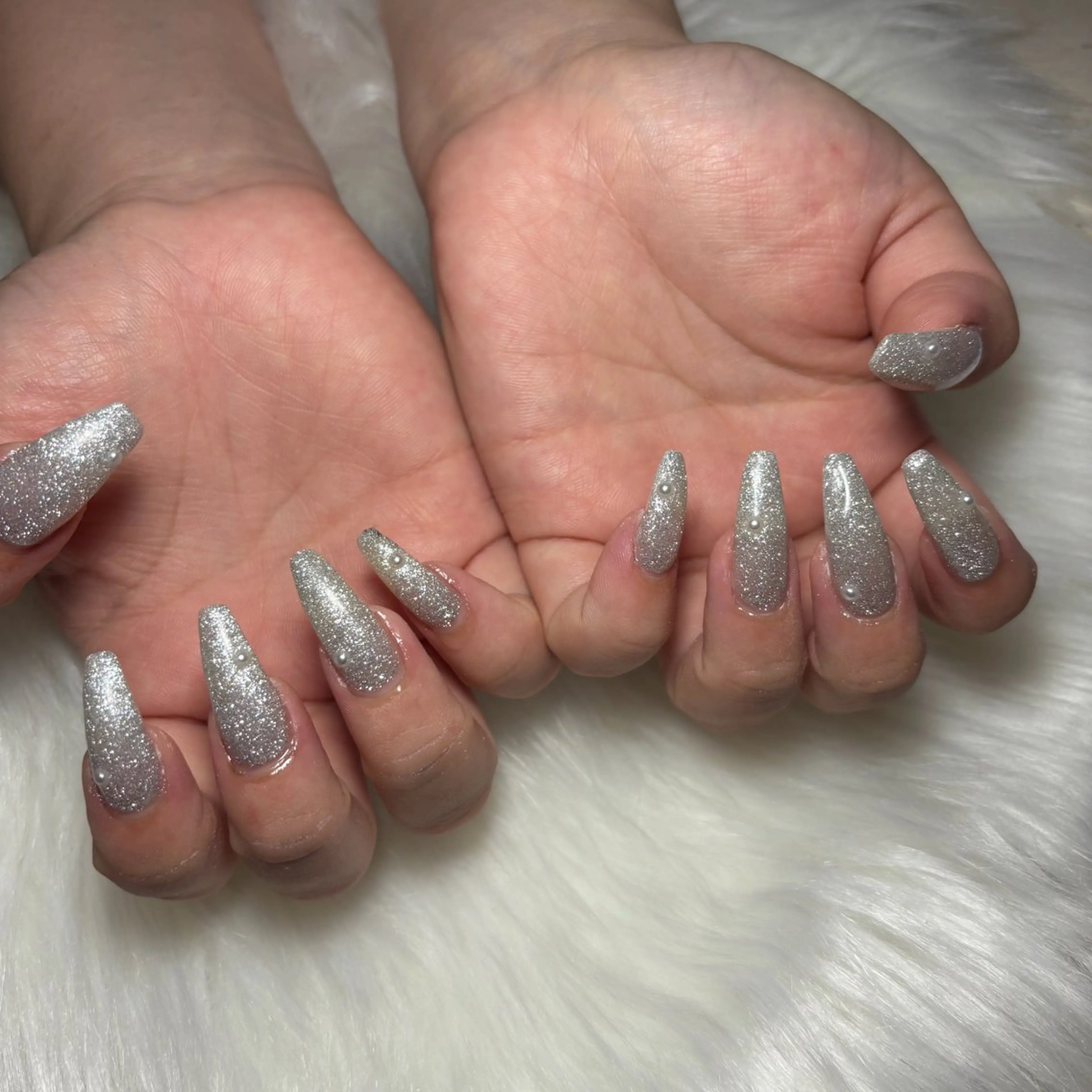 ロング ハンドネイル lilivelle KIRARIのネイルデザイン