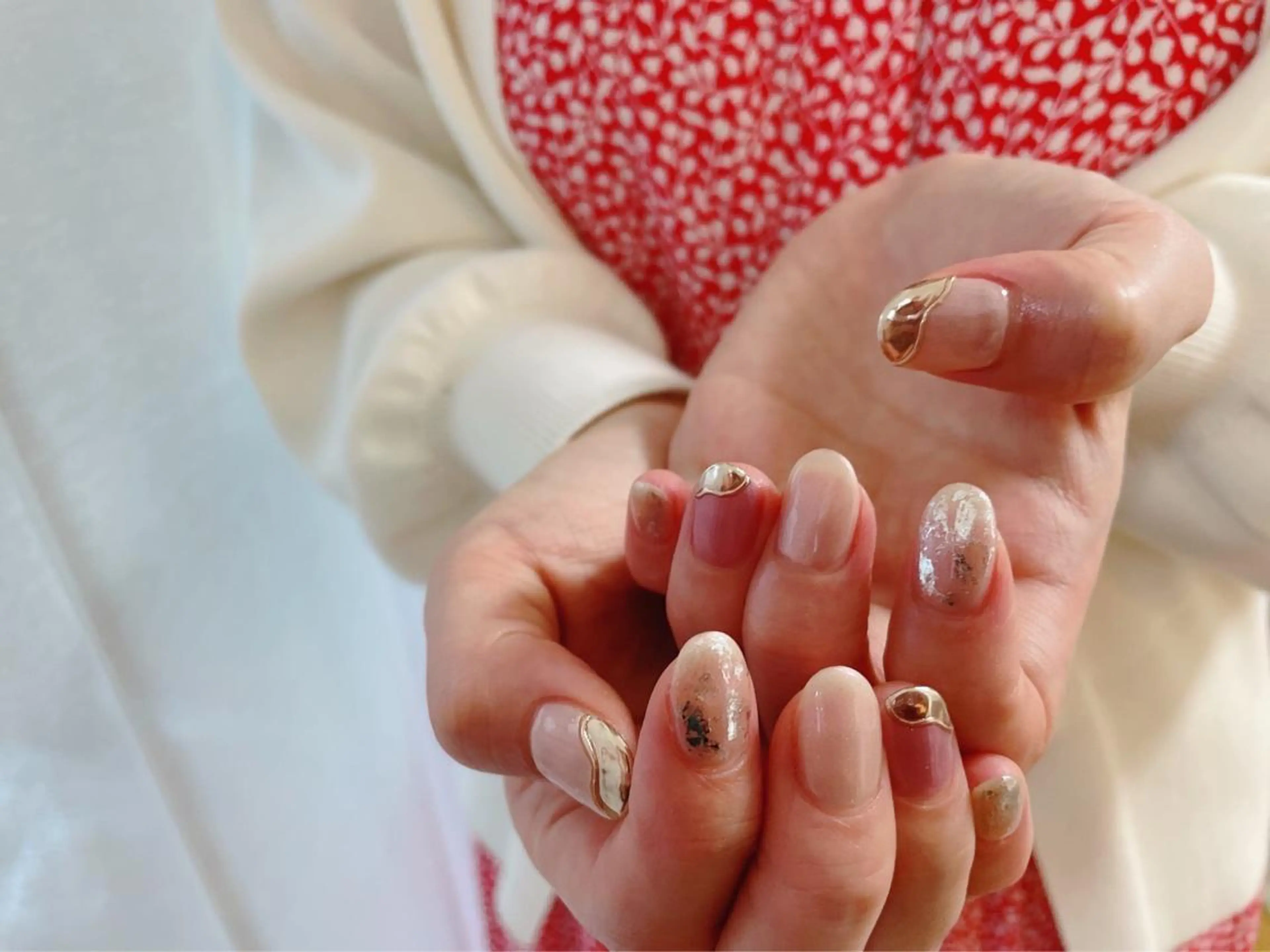 ネイル オーロラネイル フラワーネイル フットネイル フレンチネイル ジェルネイル Mogu nail 二子玉川のネイルデザイン